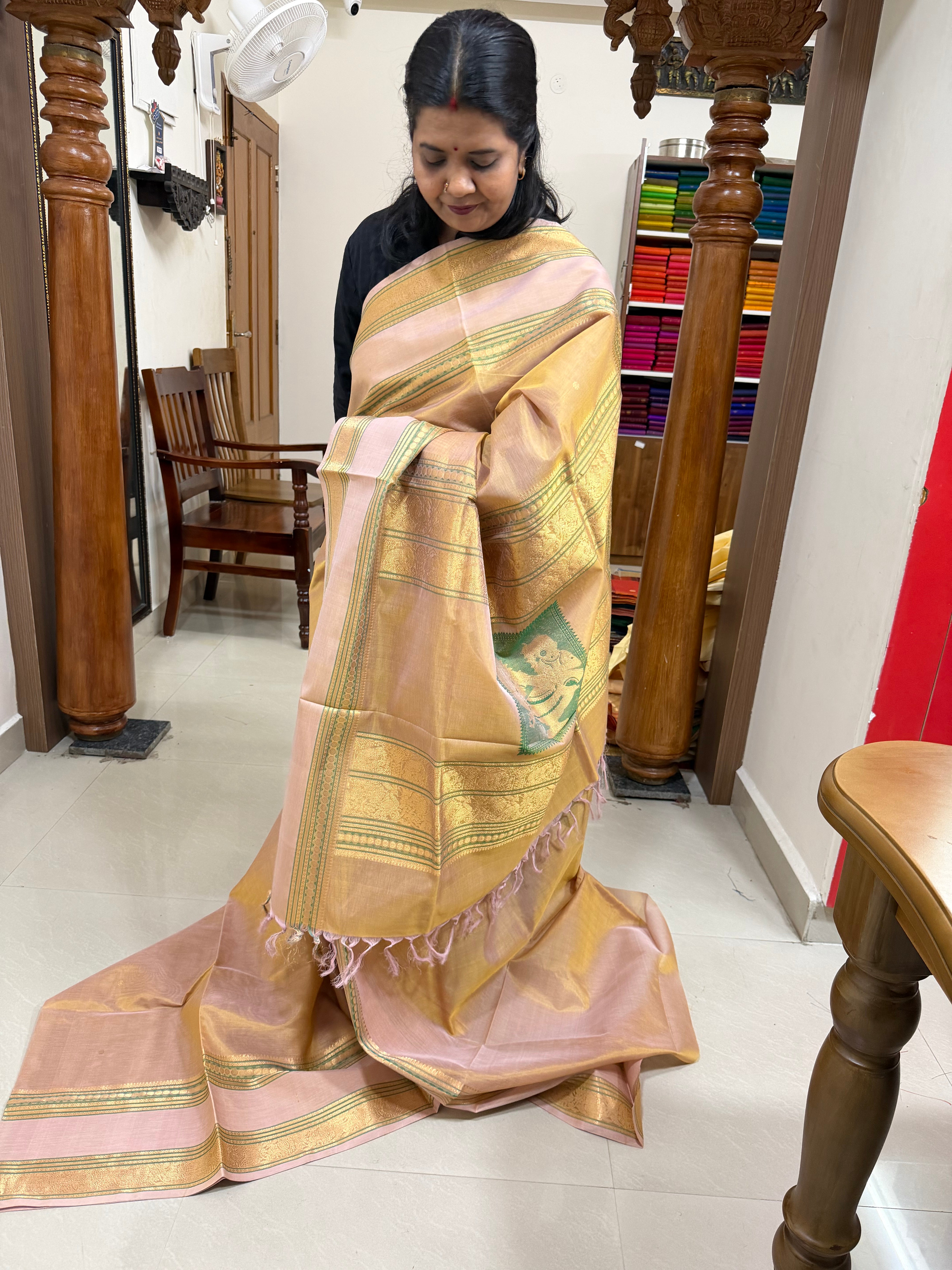 Annam golden ivory unique palla / Onam series silk cotton