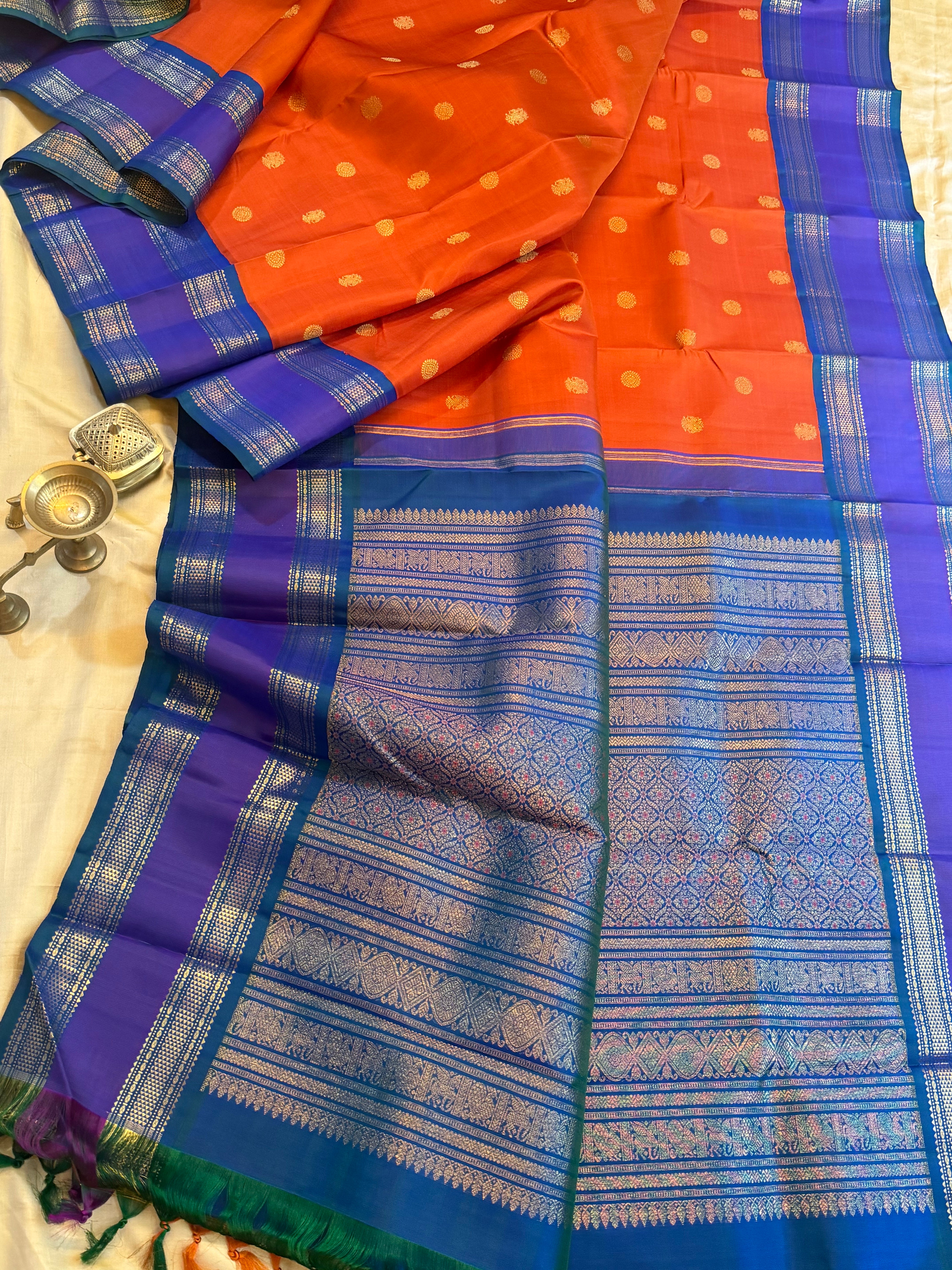 Rust  retta pet Kai Korvai  / Kanjipuram silk
