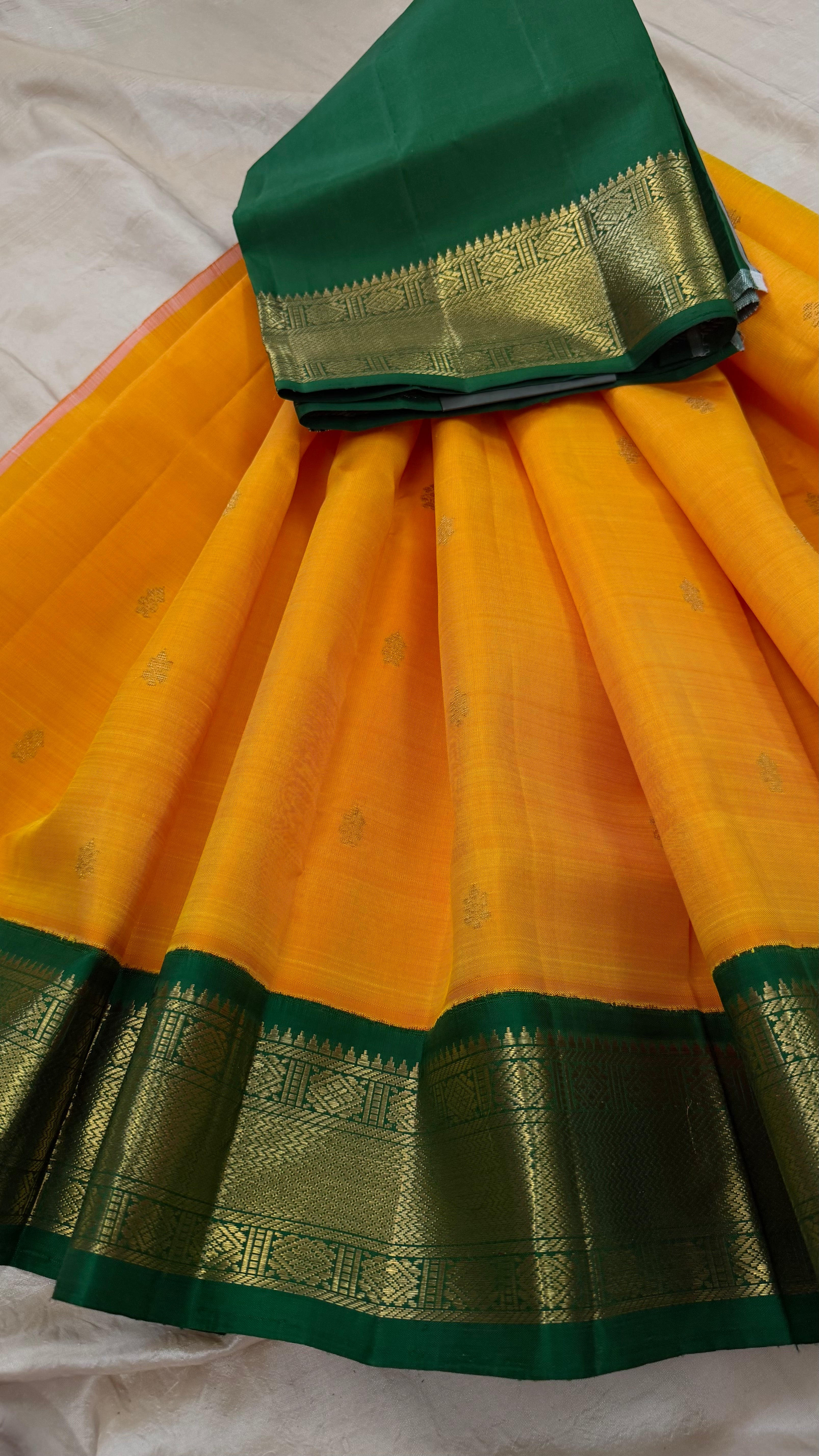 Traditional Paavadai set 4 to 6 years