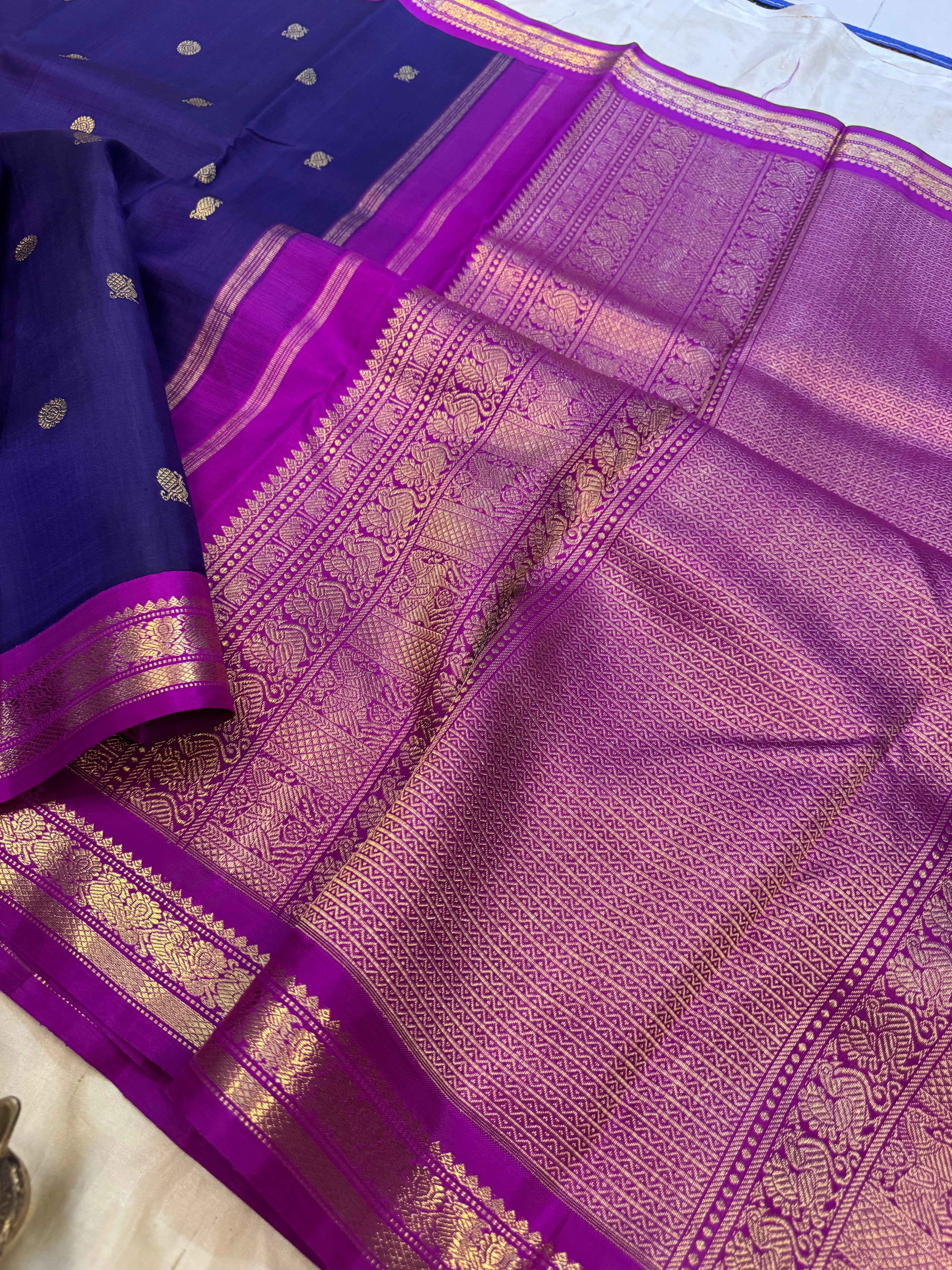 AALAYAM :Deep blue pink border korvai  kanjipuram silk