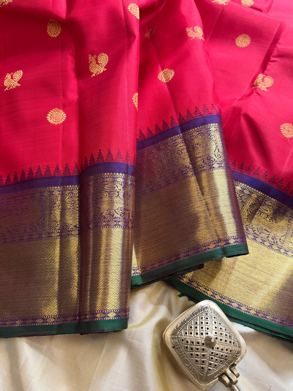 Red with blue Kai Korvai pure Kanjipuram silk