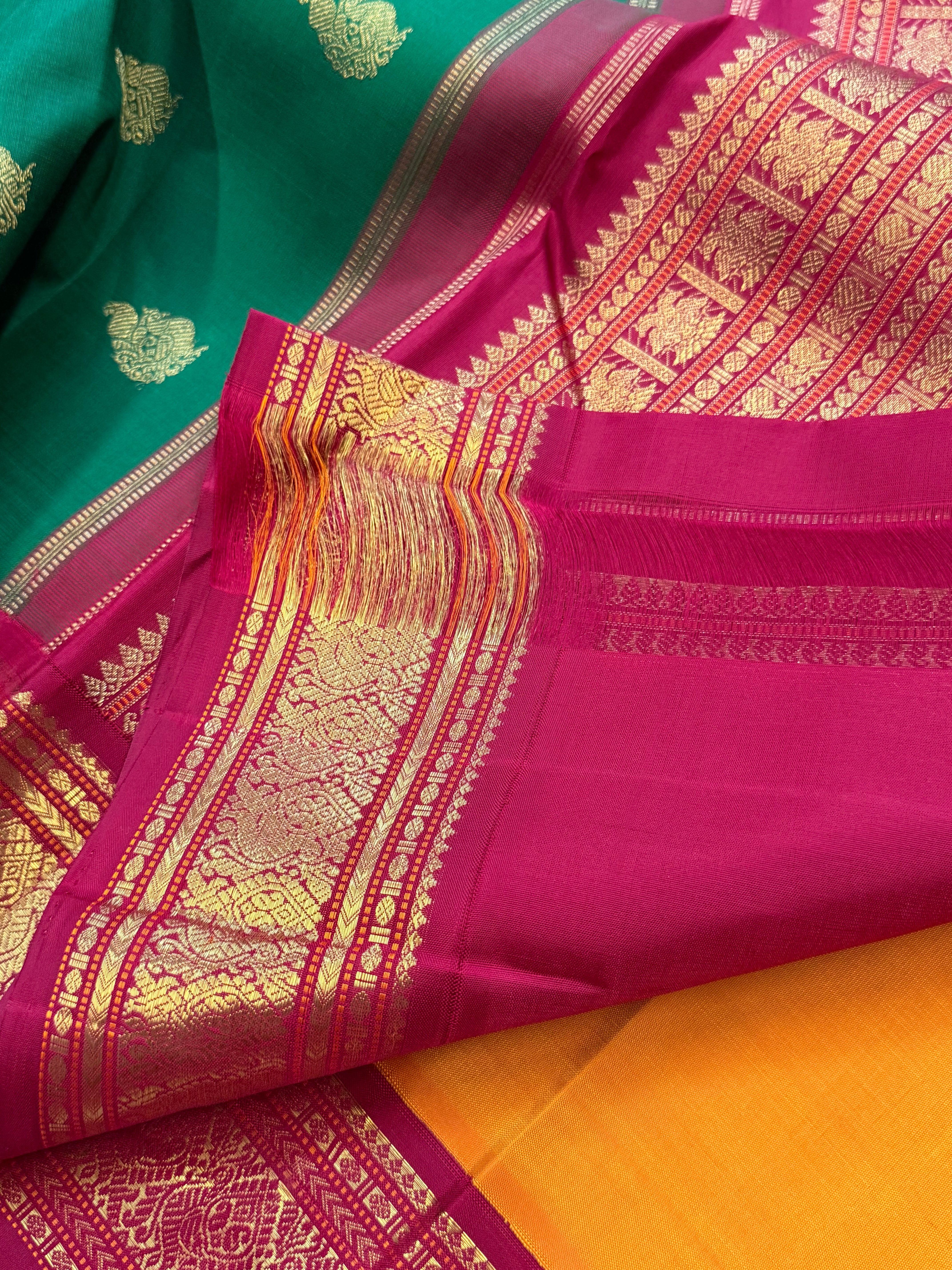Pasumanjal korvai retta Palla / kanjipuram silk