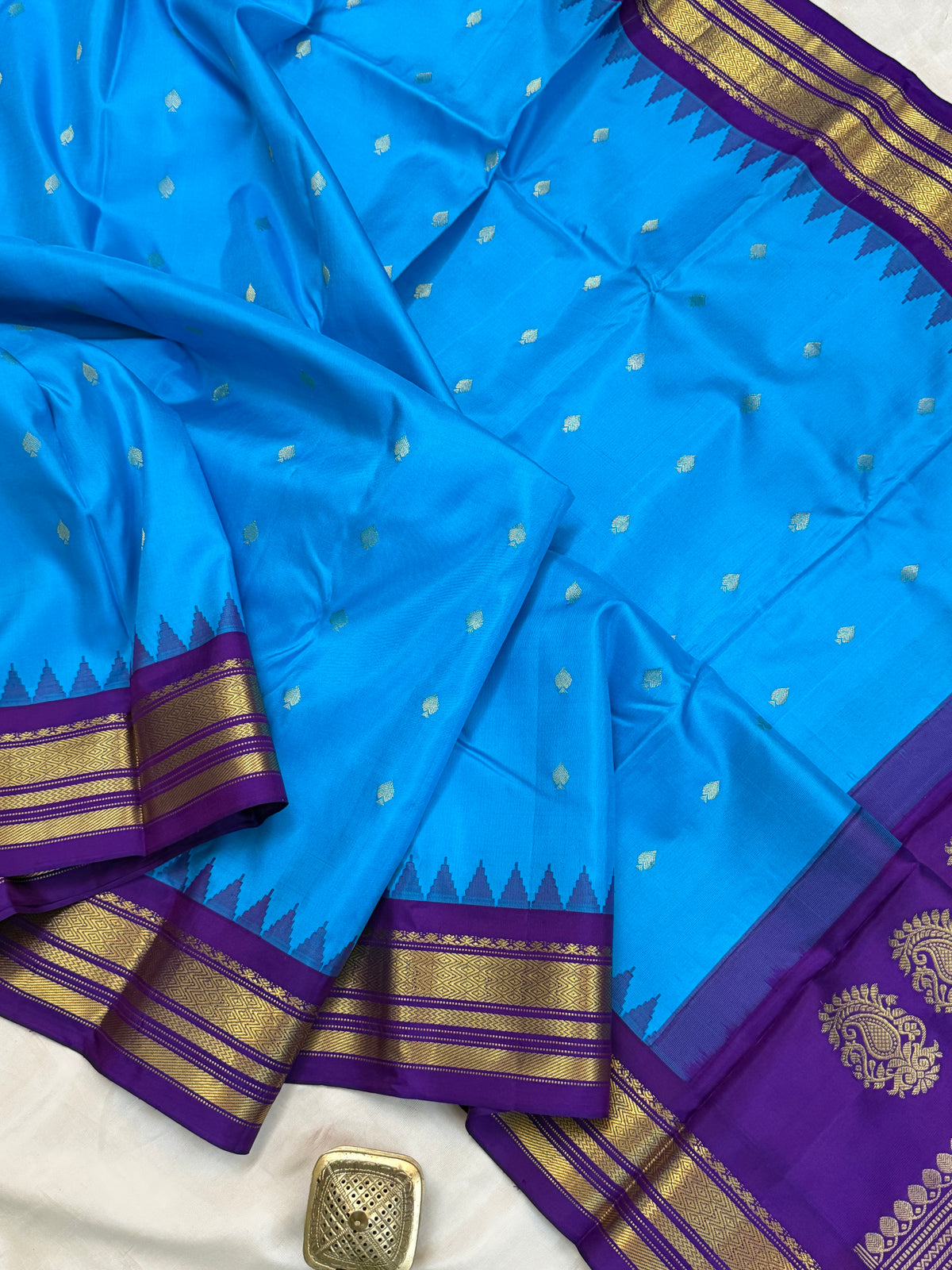 Gadwal silk Dark sky blue temple Korvai clsa 9301