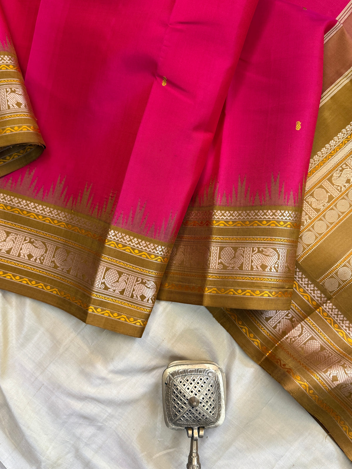 Special edition-pink border with body Zari butta Korvai silk saree/clsa 12571