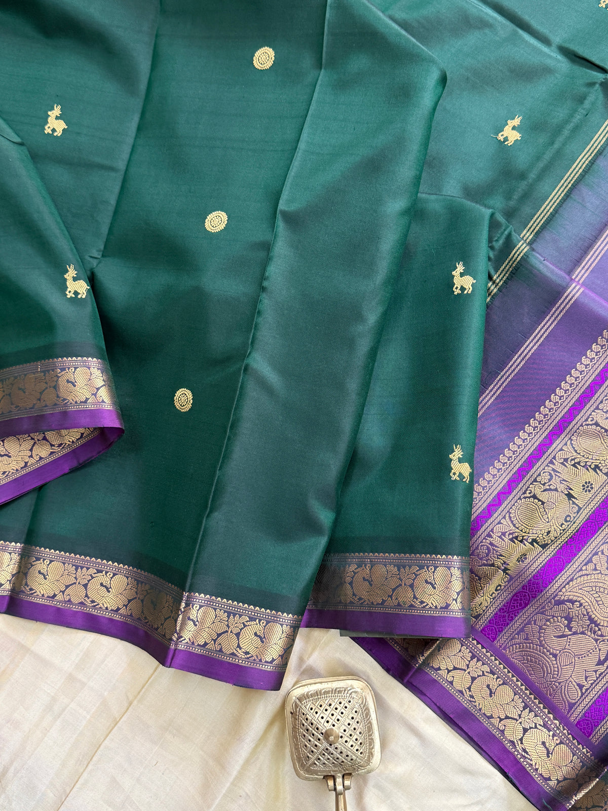 Green unique pallu / Special Edition Silk CLSA10193