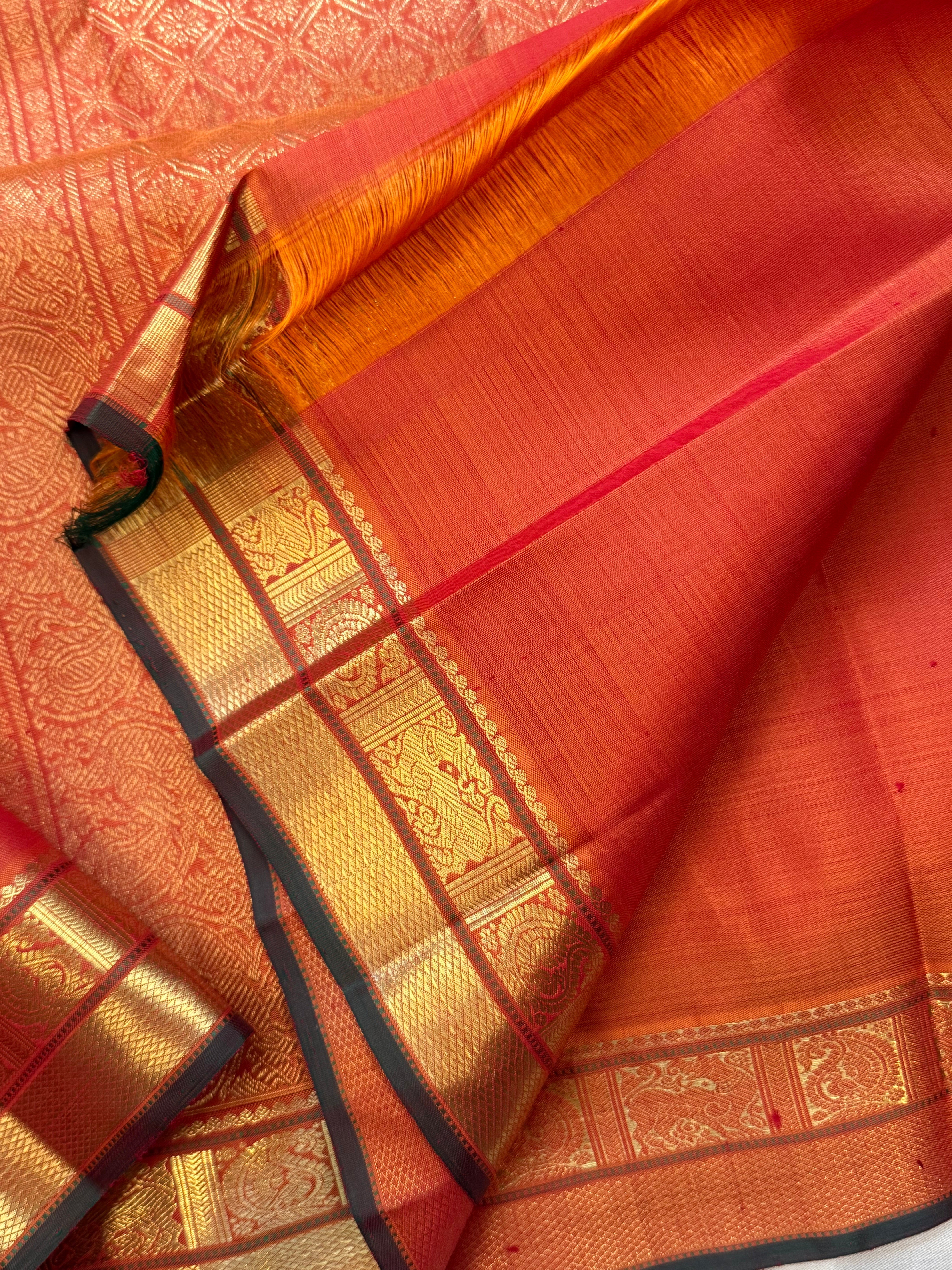 Orange retta border / Kanjipuram silk