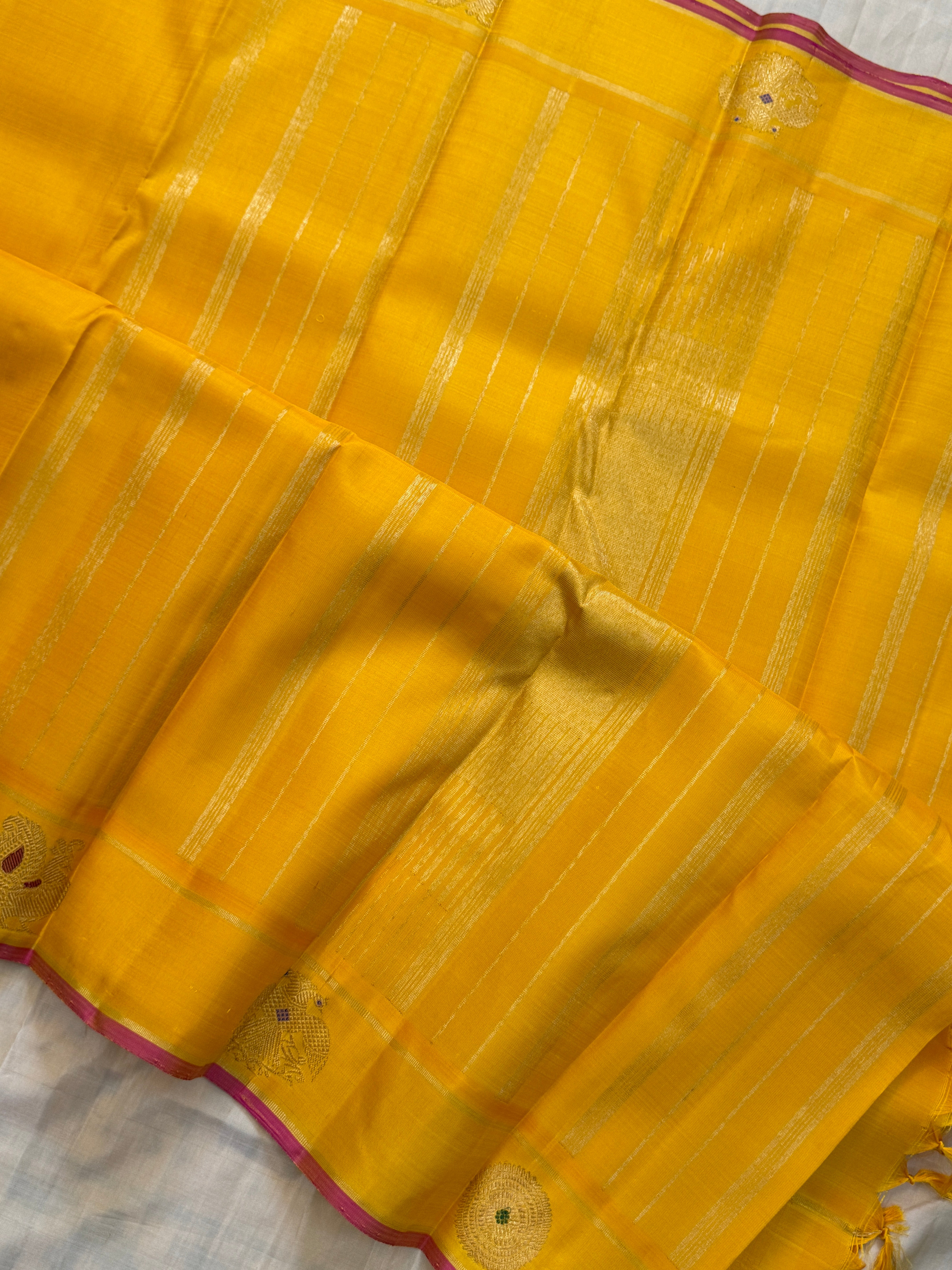 Yellow border Butta / Kanjipuram silk saree clsa 11066