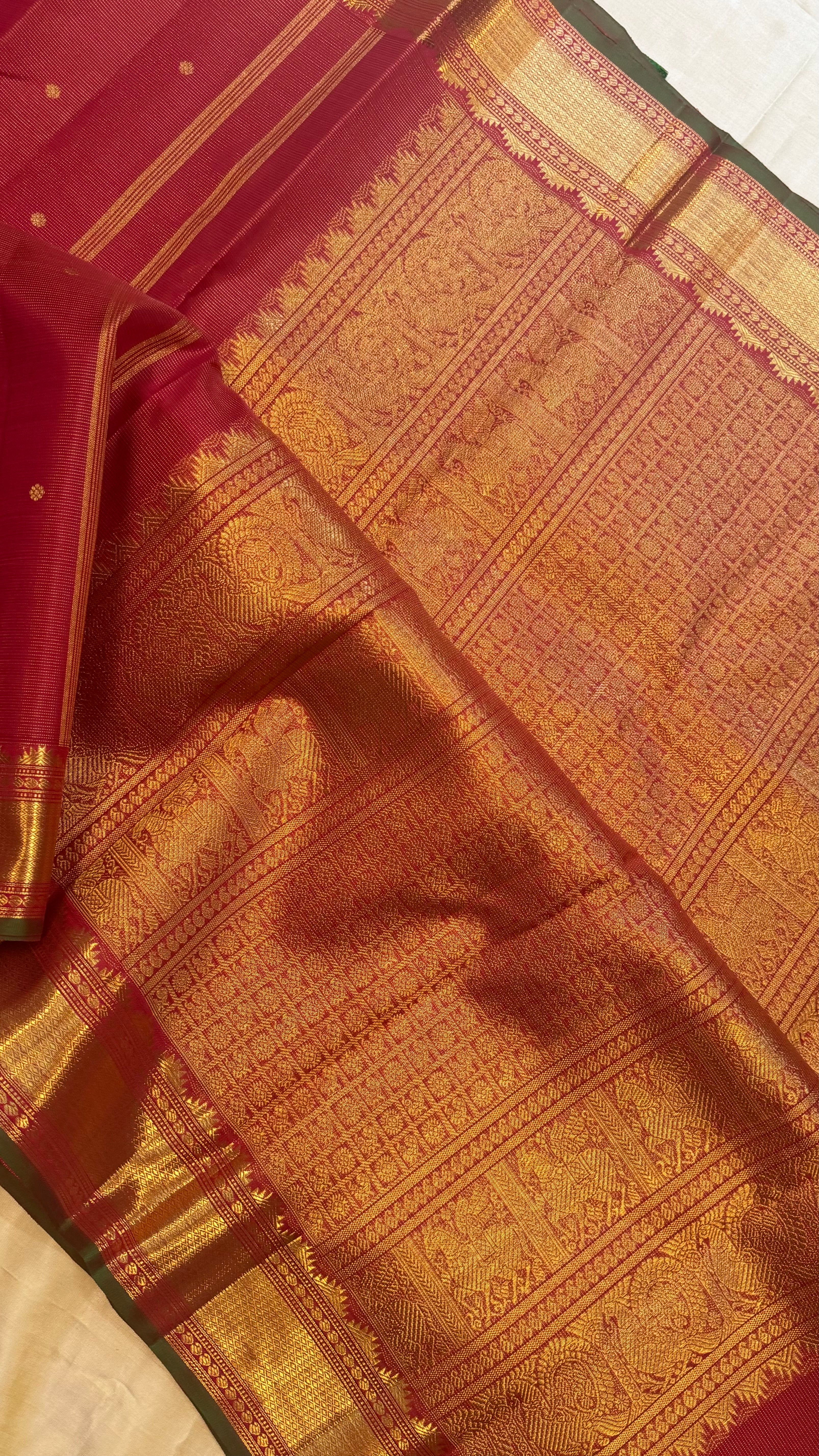 Araku Vairaoosi  / Kanjipuram silk