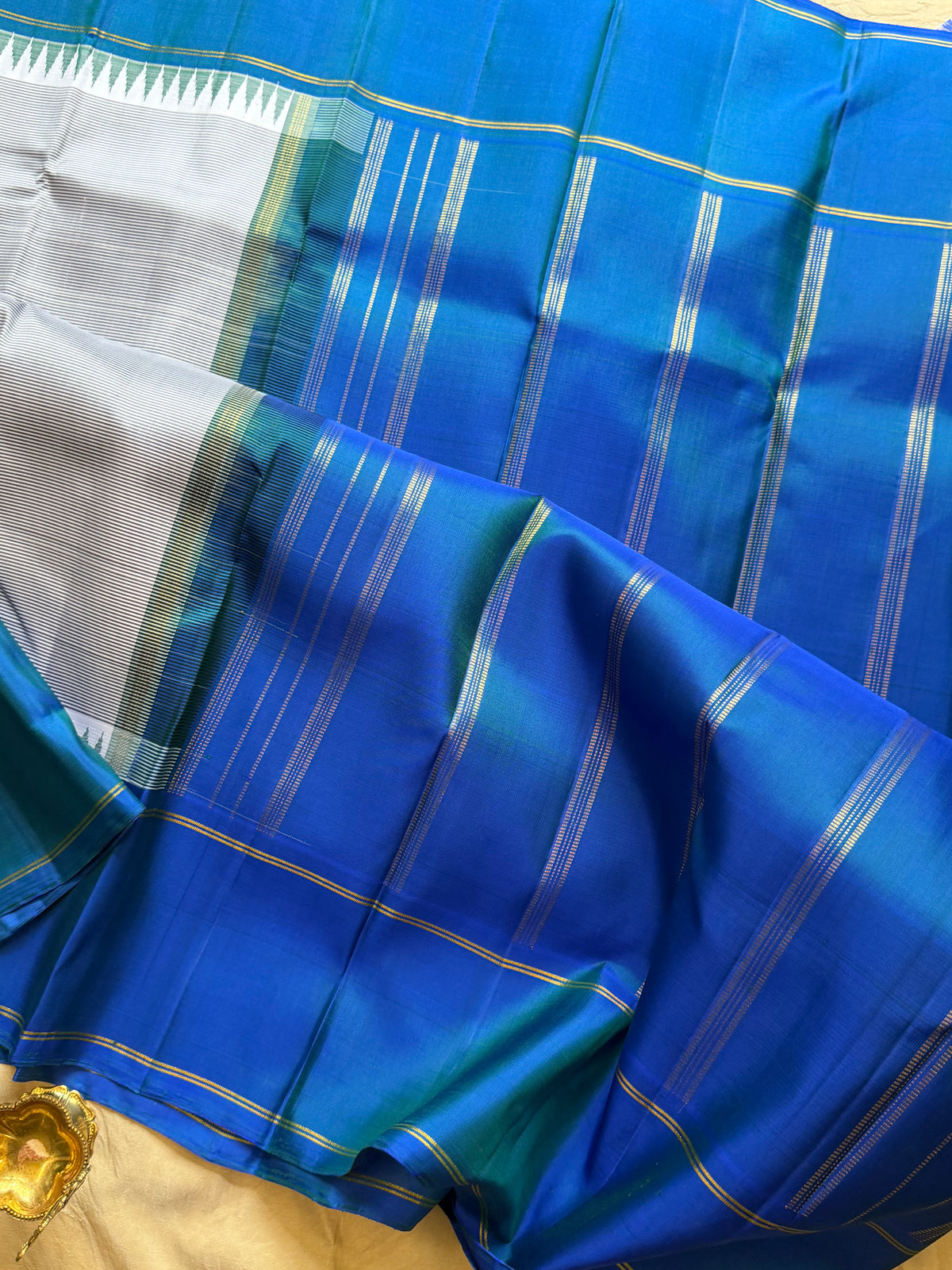 Striped Korvai blue border Arani silk saree