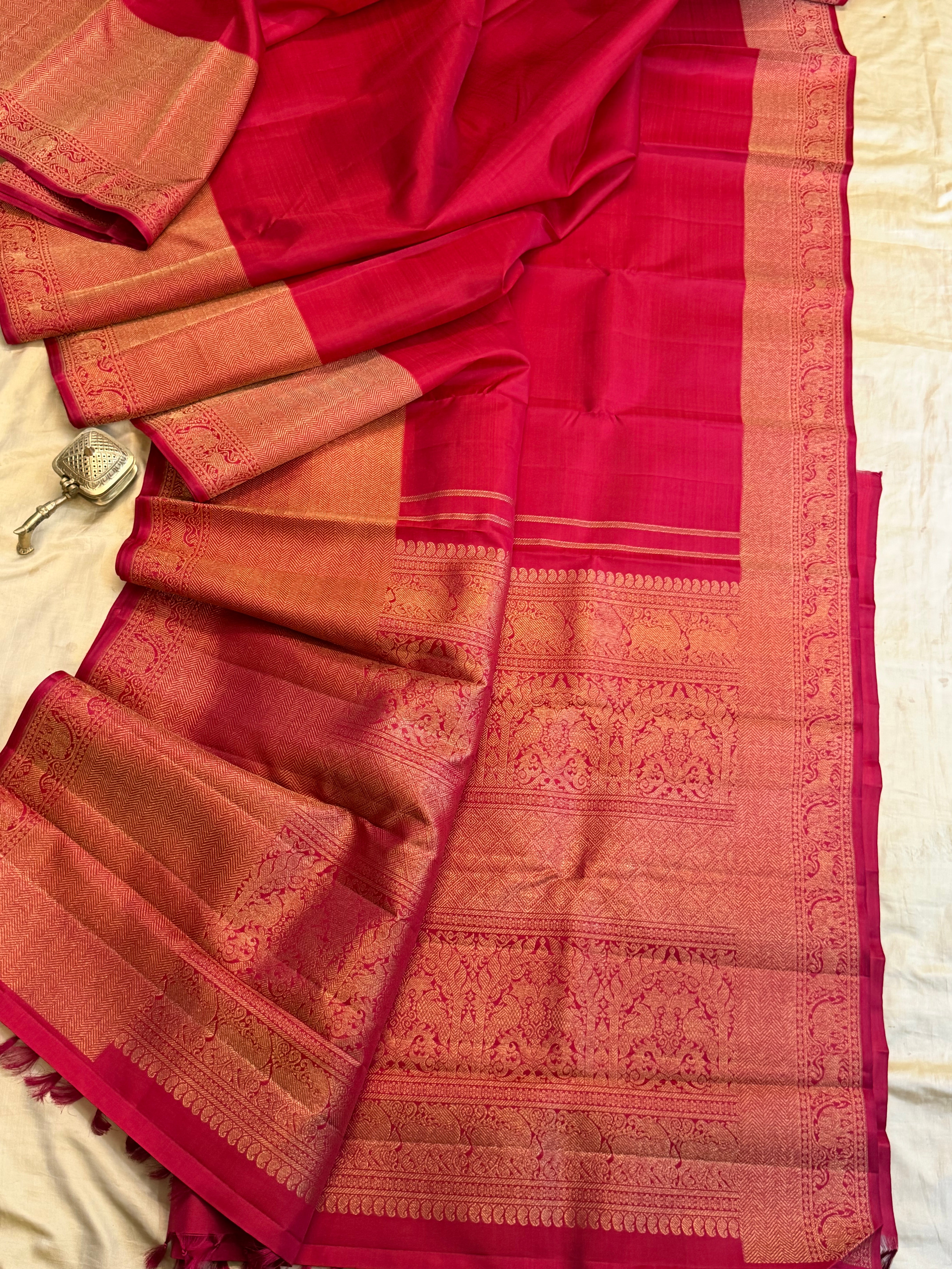 Moha : Araku morning evening   pure Zari Kanjipuram silk