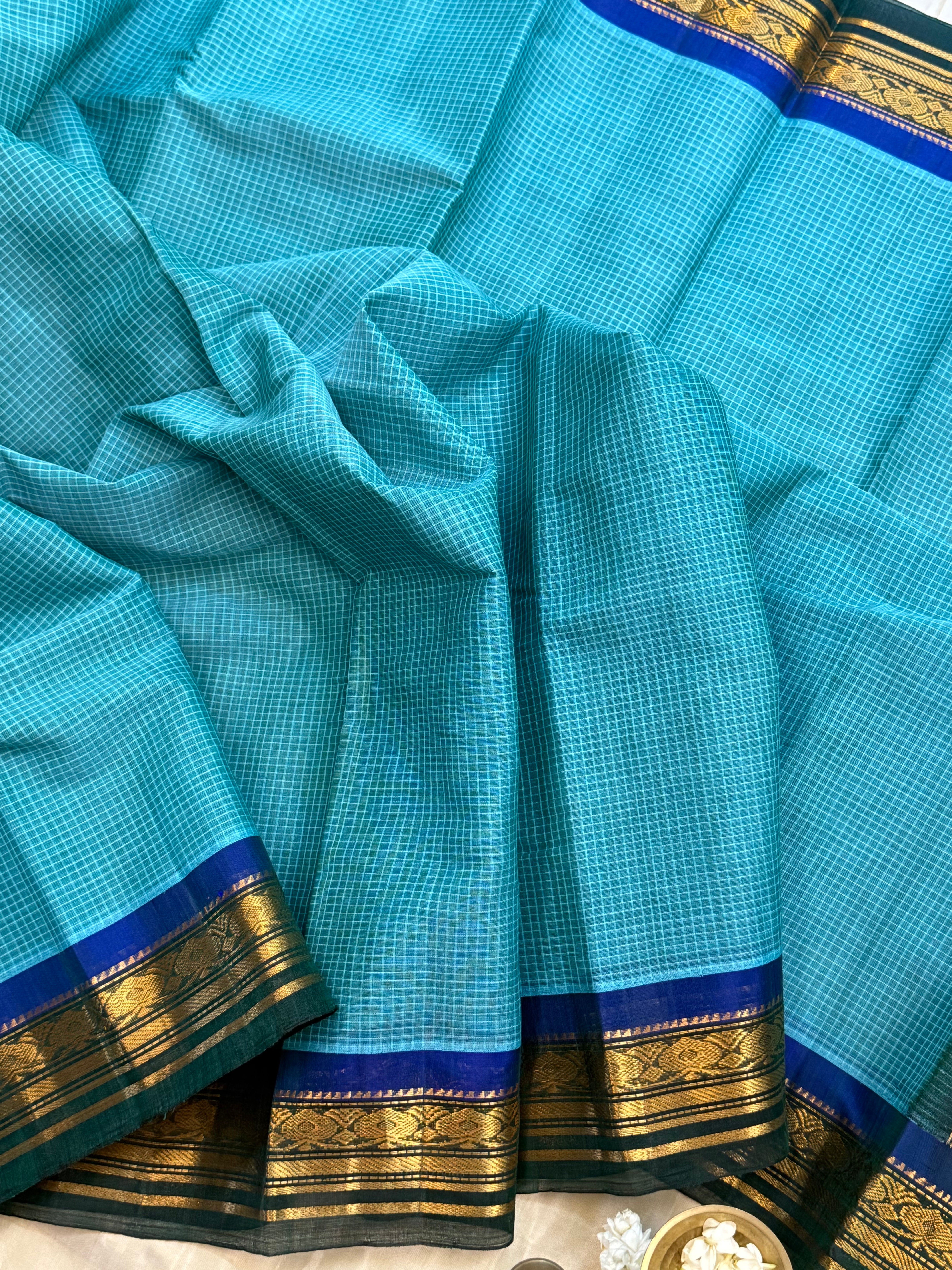Turquoise blue and green korvai / Gadwal Cotton (No Blouse)