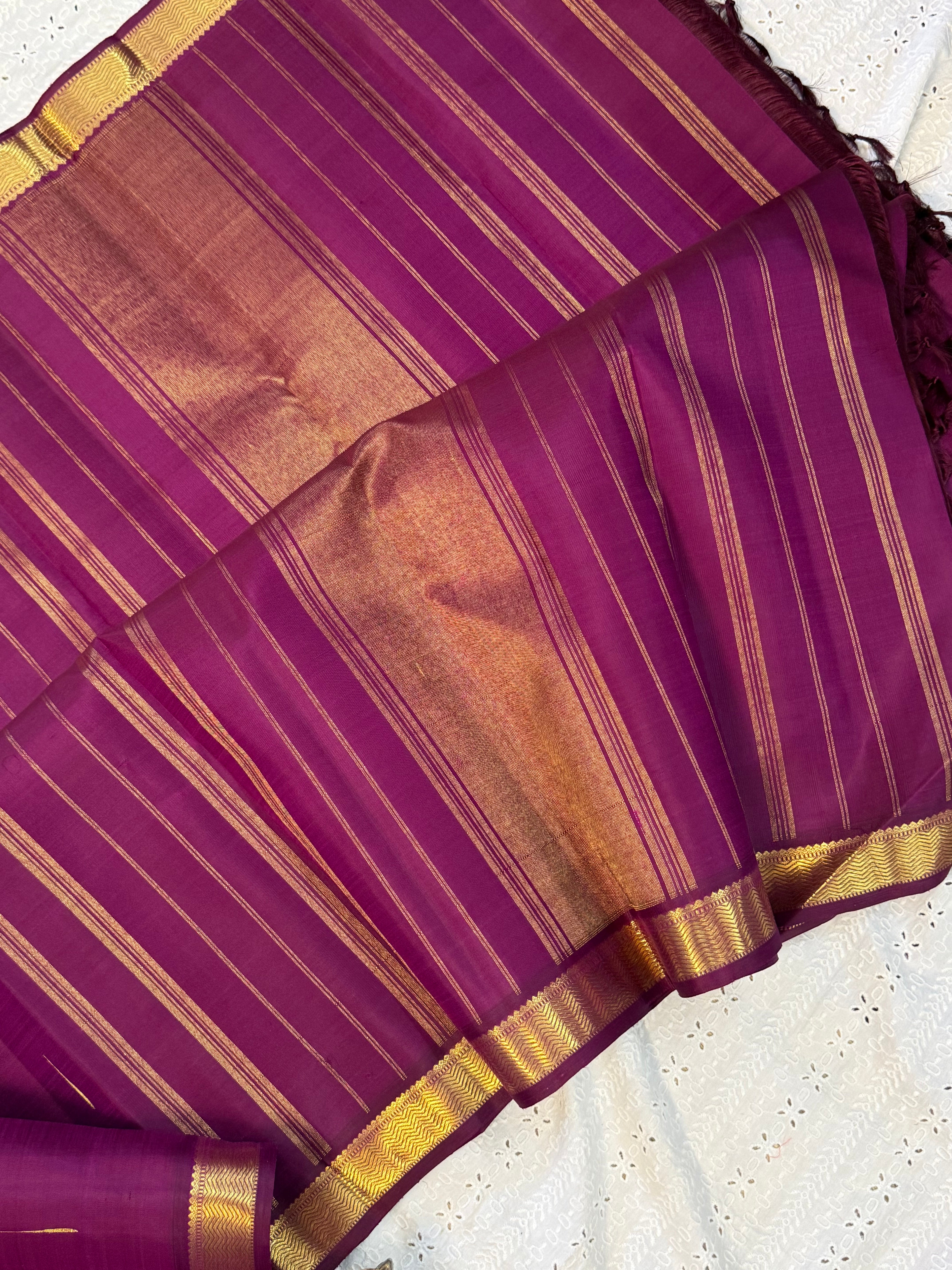 Magenta malli Moggu small border    / Kanjipuram silk