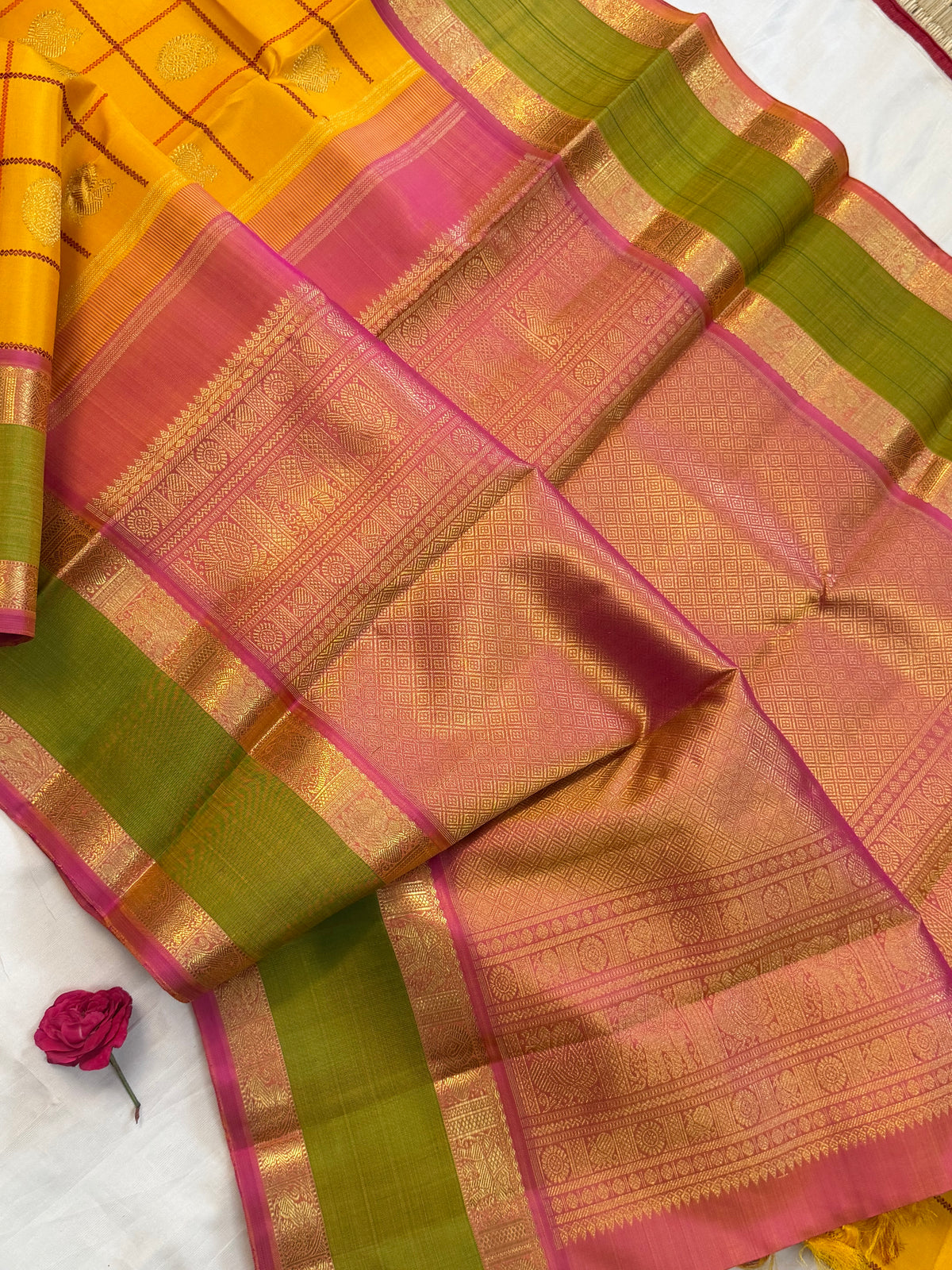 Yellow - Day 1 Navarthri colour pure Zari Kanjipuram silk / Yellow Kattam Butta