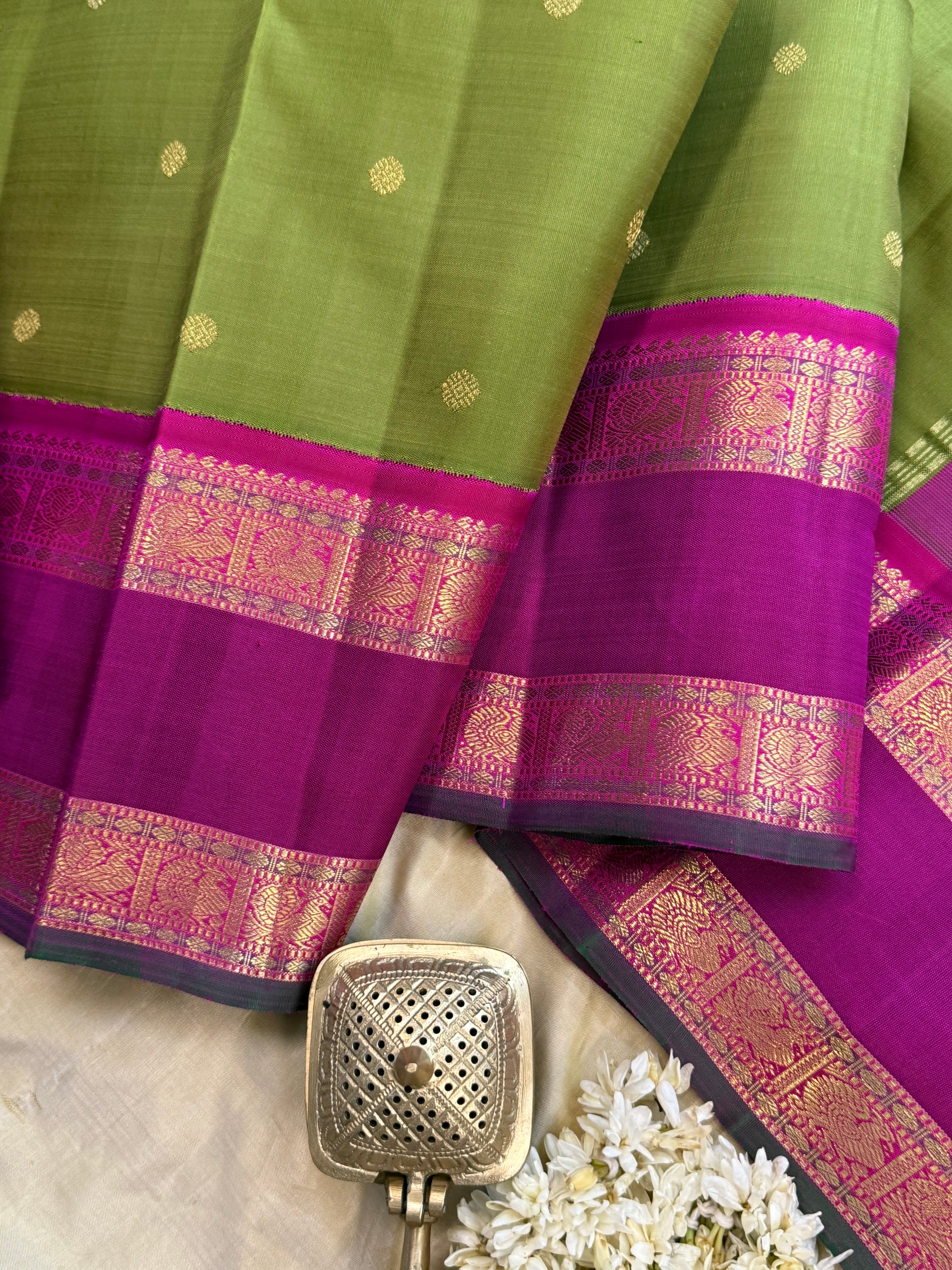 Olive green and magenta pink rettapet border kai korvai/ Kanjipuram silk