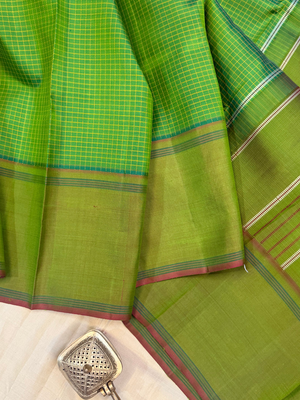 Green thread checks Aarani pure silk saree/ clsa 12055
