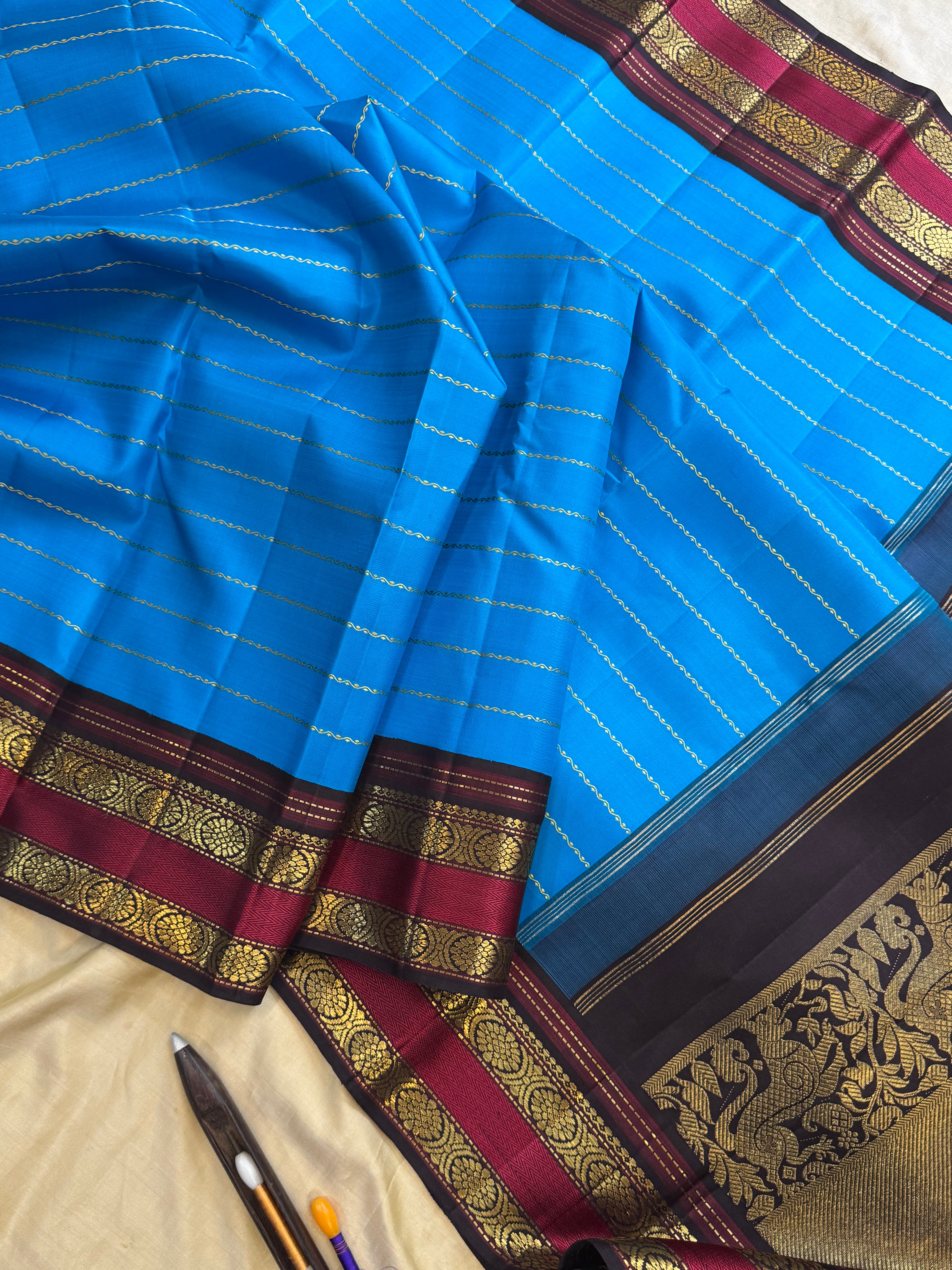 Master weaver Aanandha blue korvai    : kanjipuram silk
