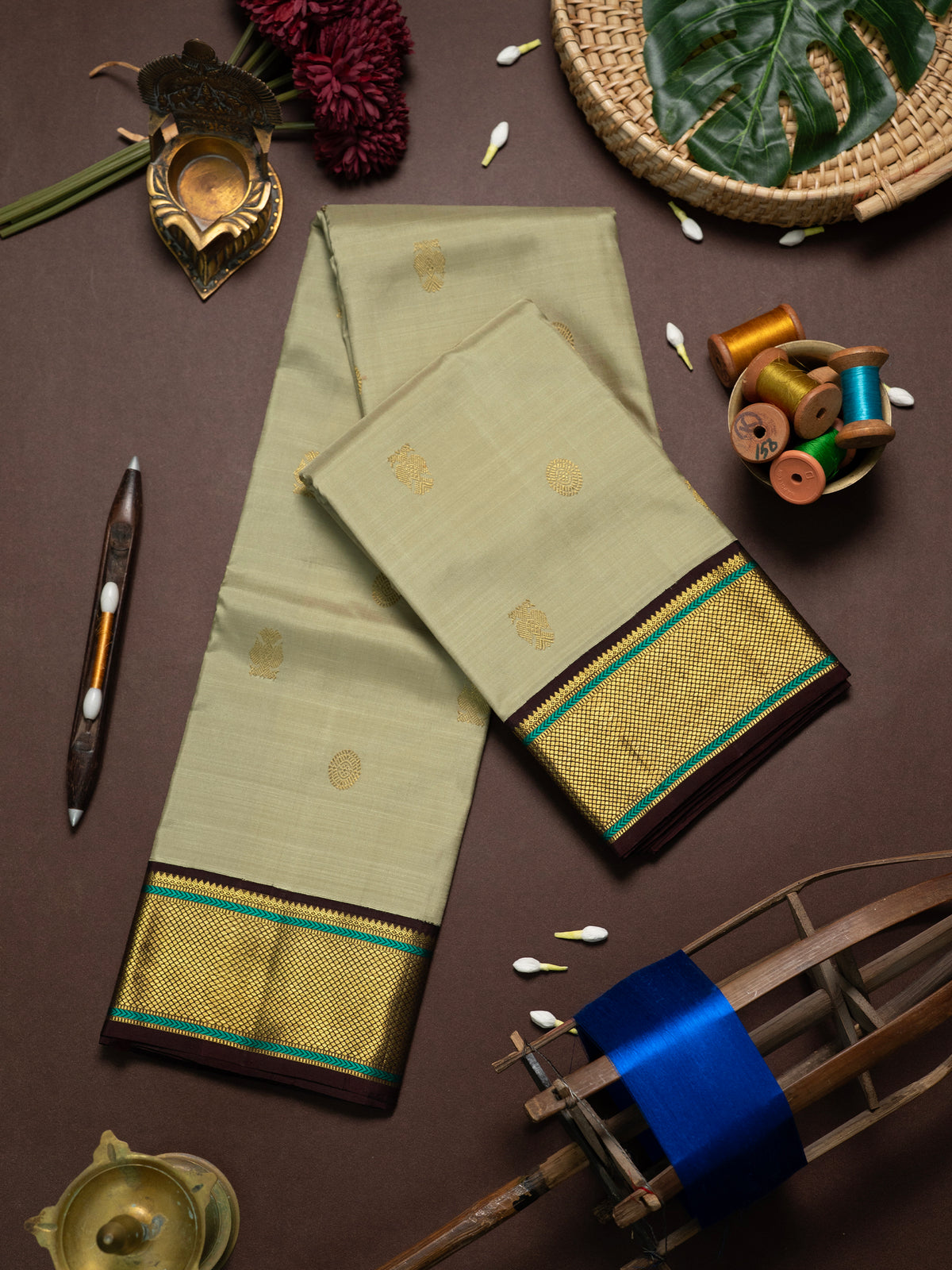 Dusky Elakai Korvai Kanjipuram Silk Saree CLSA11334
