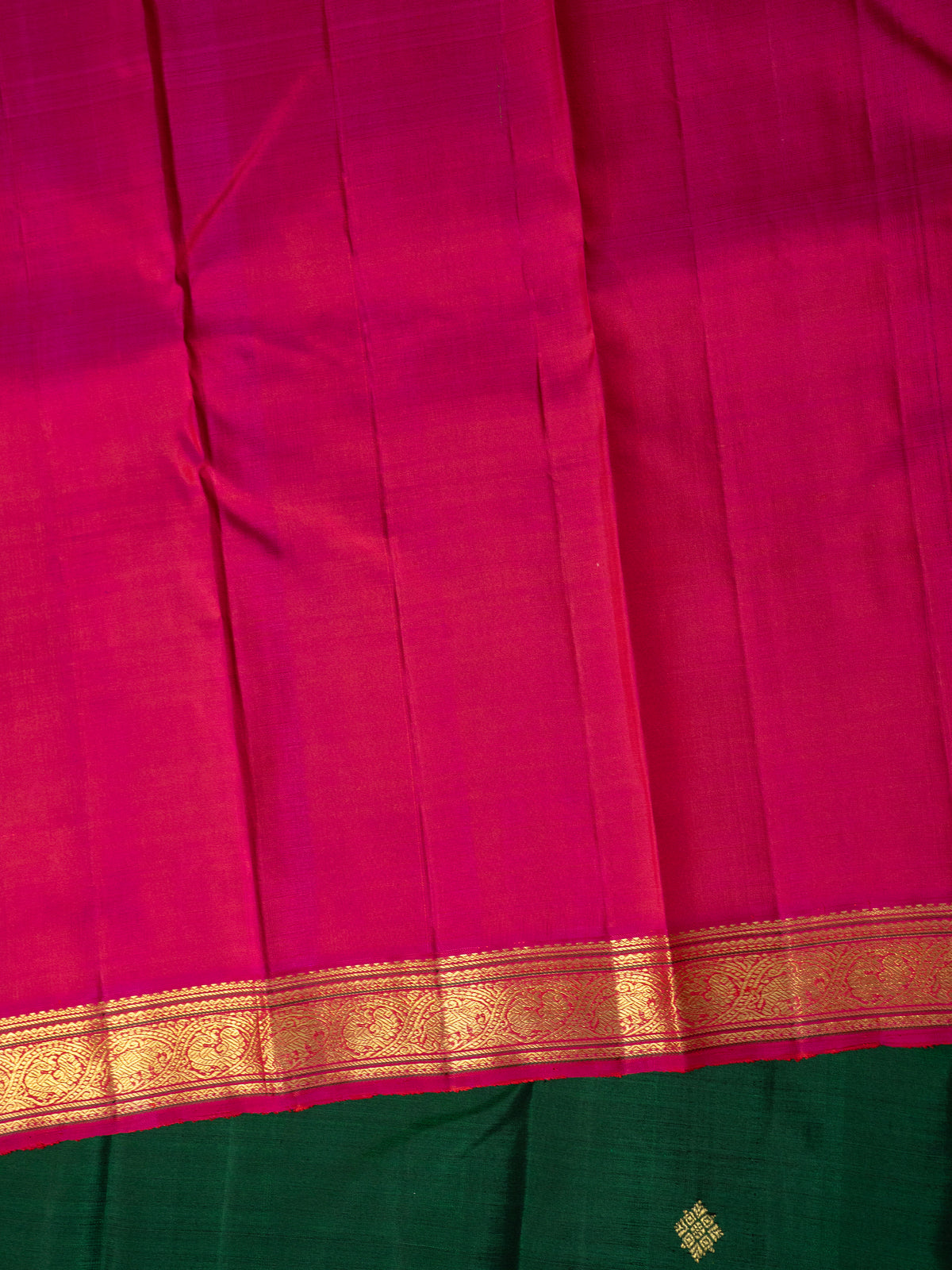 Dark green small border Korvai Kanjipuram Silk Saree CLSA11317