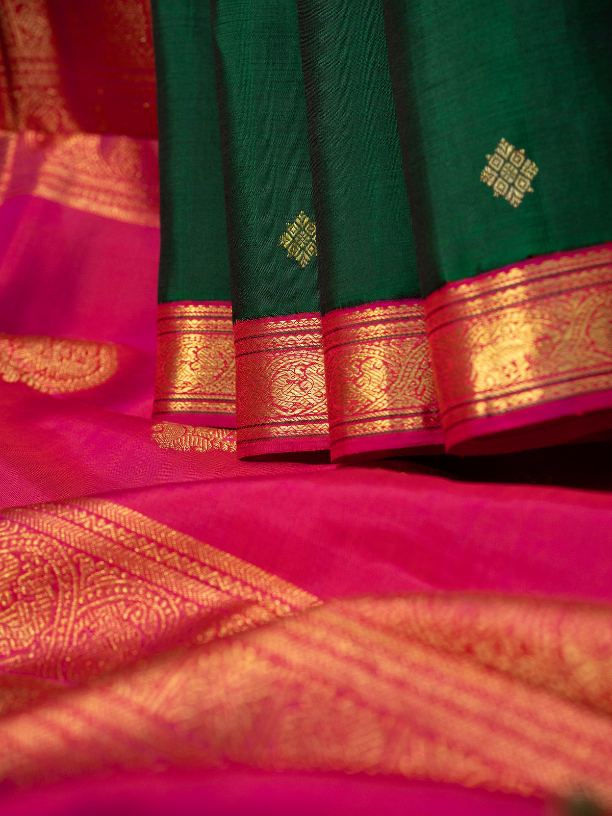 Dark green small border Korvai Kanjipuram Silk Saree CLSA11317
