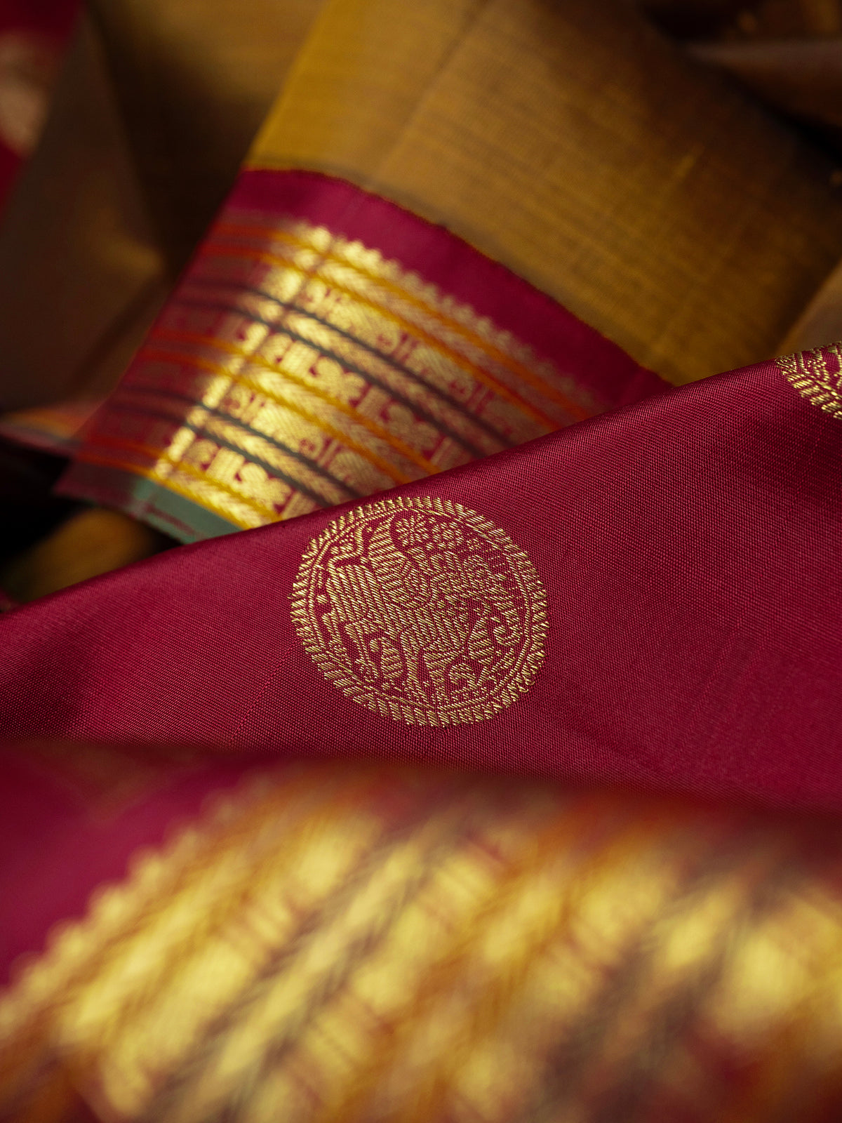 Honey with red border varisapet Kanjipuram Silk Saree CLSA10550