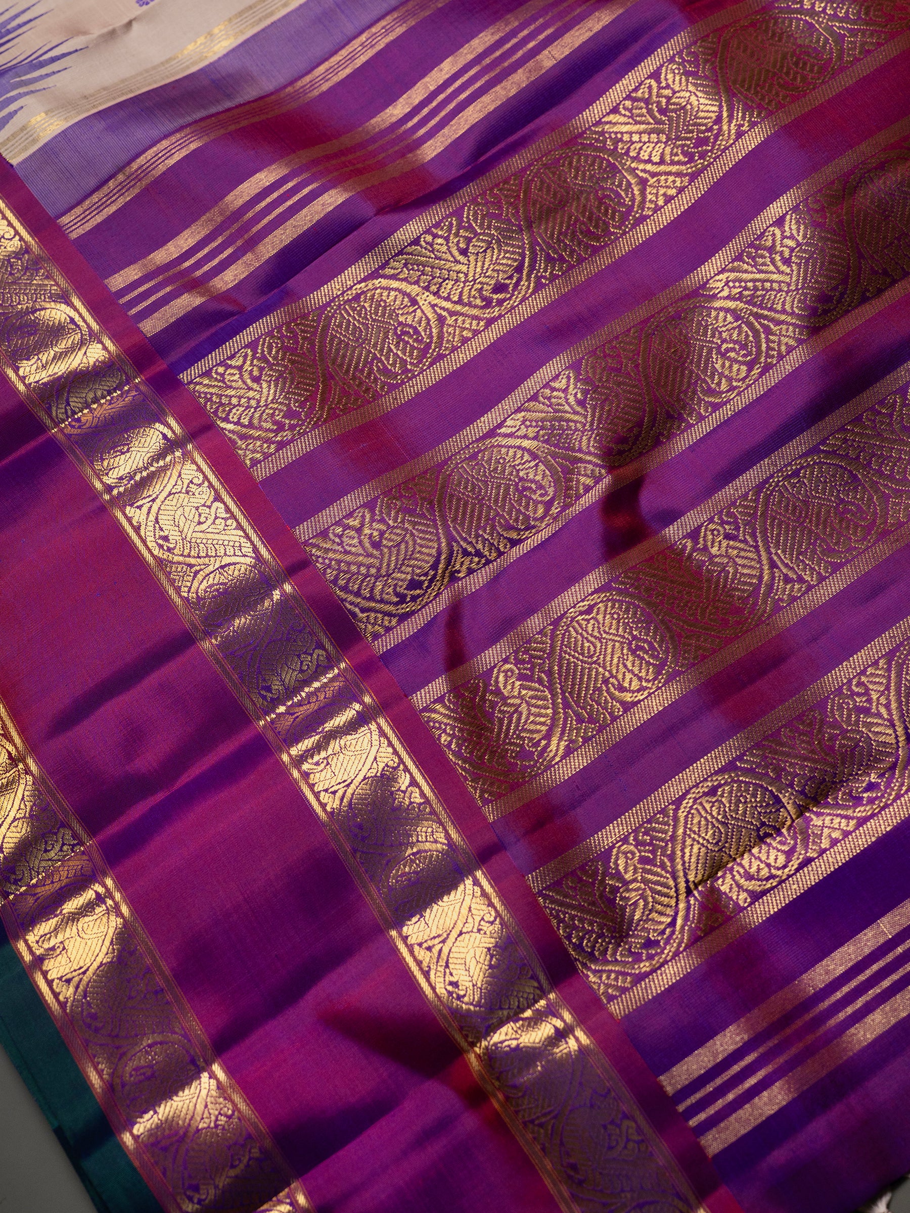 Vintage revival thazhamboo rekku Kanjipuram Silk Saree CLSA11053