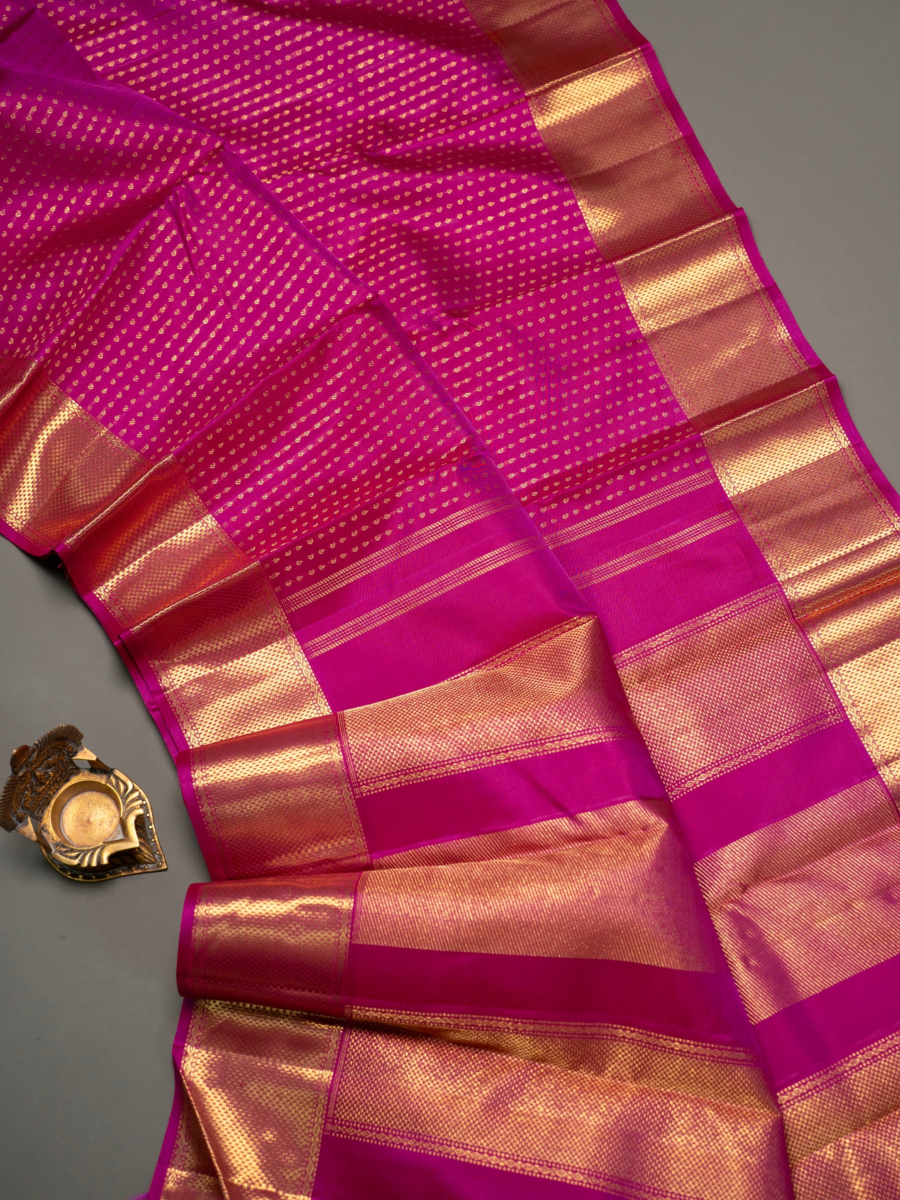 Bridal Thodar butta Kanjipuram Silk Saree CLSA10926