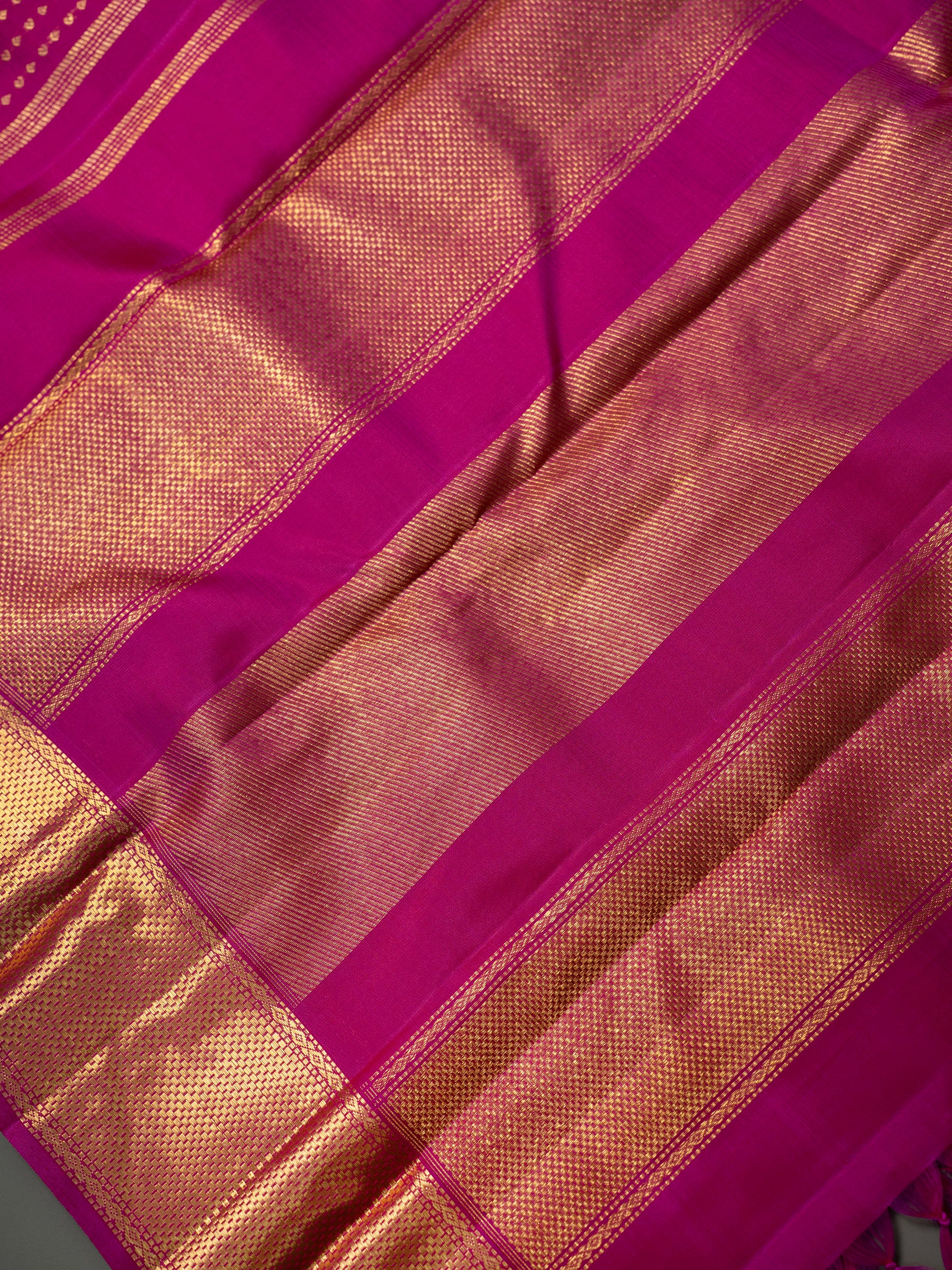Bridal Thodar butta Kanjipuram Silk Saree CLSA10926