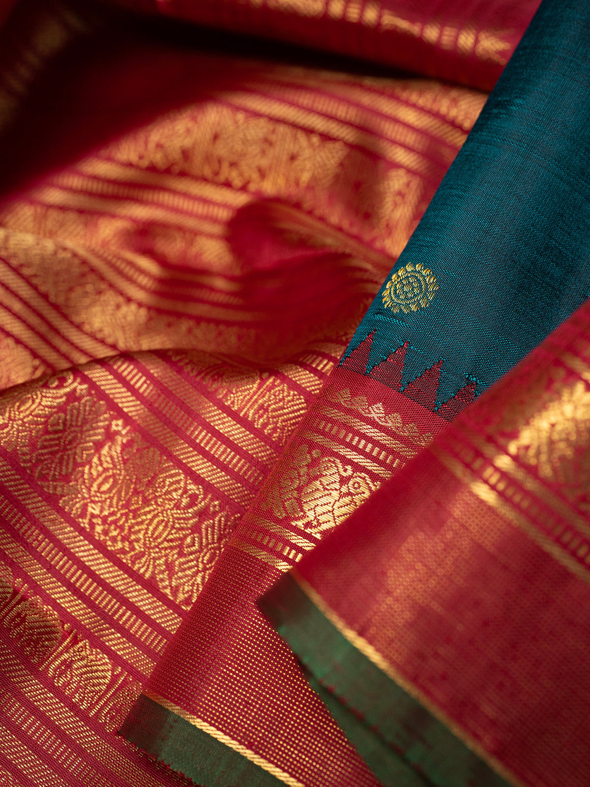 Rama green Korvai Kanjipuram Silk Saree CLSA10977