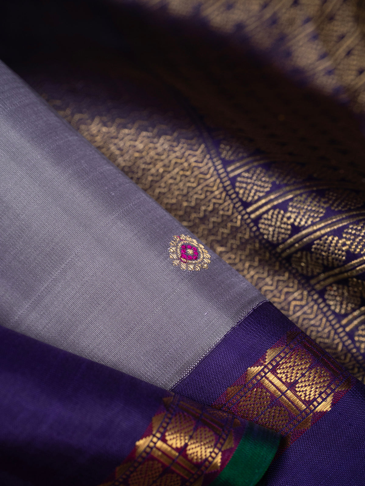 Greyish blue Meena Butta Korvai Kanjipuram Silk Saree CLSA10978