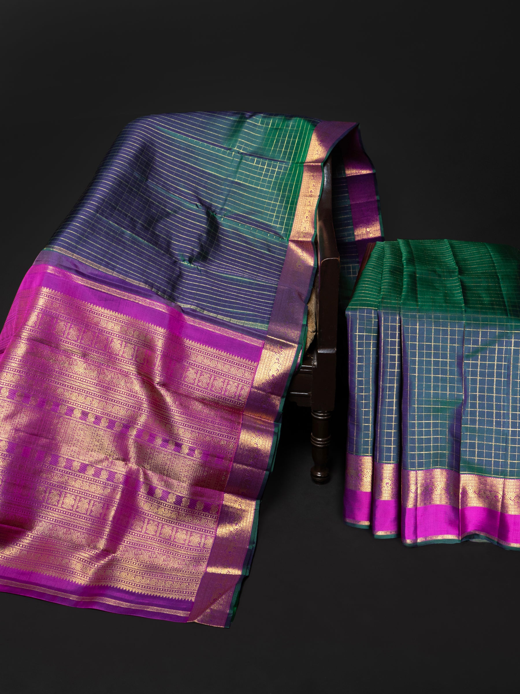 Peacock blue zari kattam kaal erangina border/ Kanjipuram Saree CLSA8878