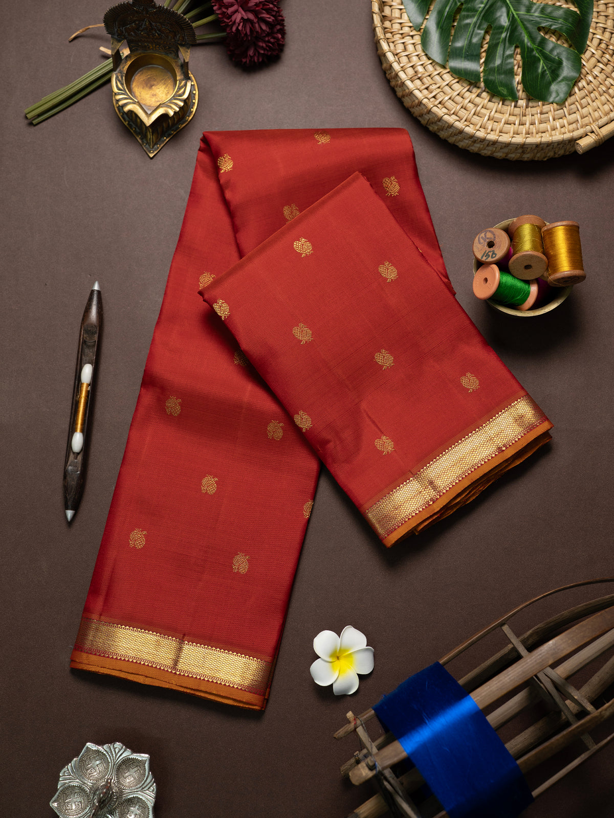 Reddish orange small border and unique pallu/ Kanjipuram Silk Saree CLSA11742