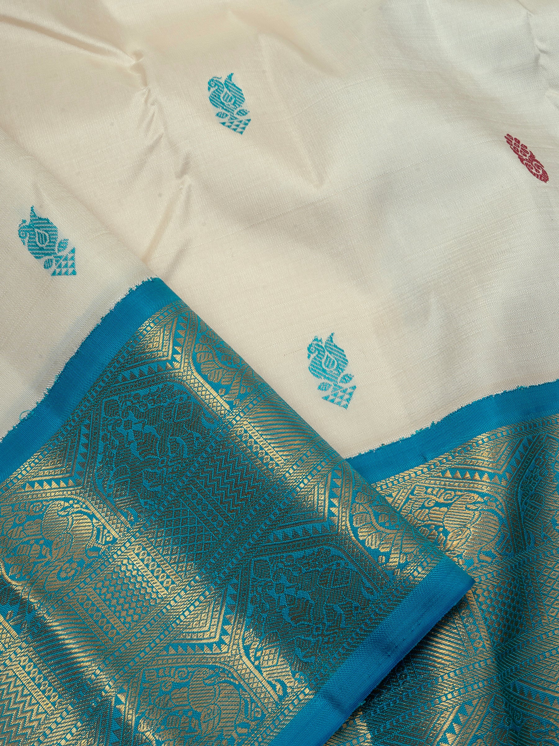 Offwhite and seablue korvai thread butta / Arani silk CLSA5795