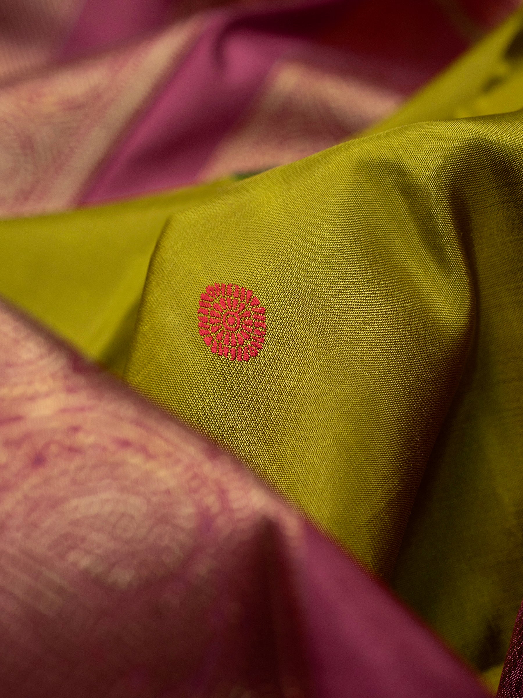 Vintage olive green retta pet Kanjipuram Silk Saree CLSA4657