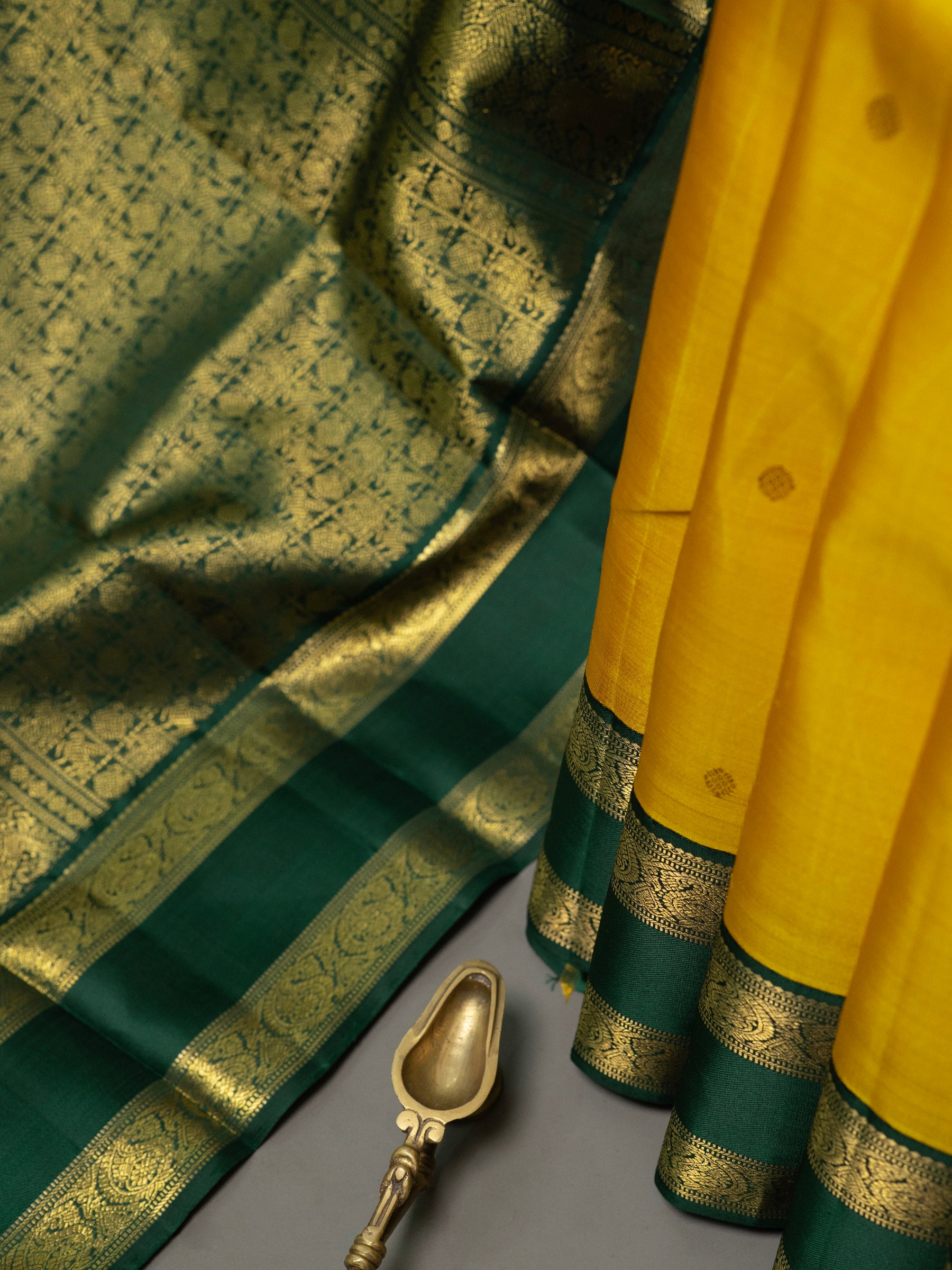 Yellow retta pet Kanjipuram Silk Saree CLSA10521