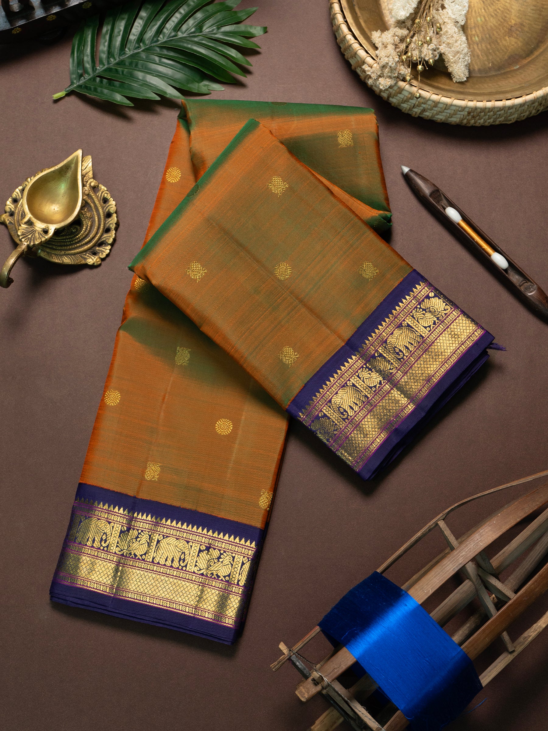 Unusual maanthulir Korvai / Kanjipuram Saree CLSA9489