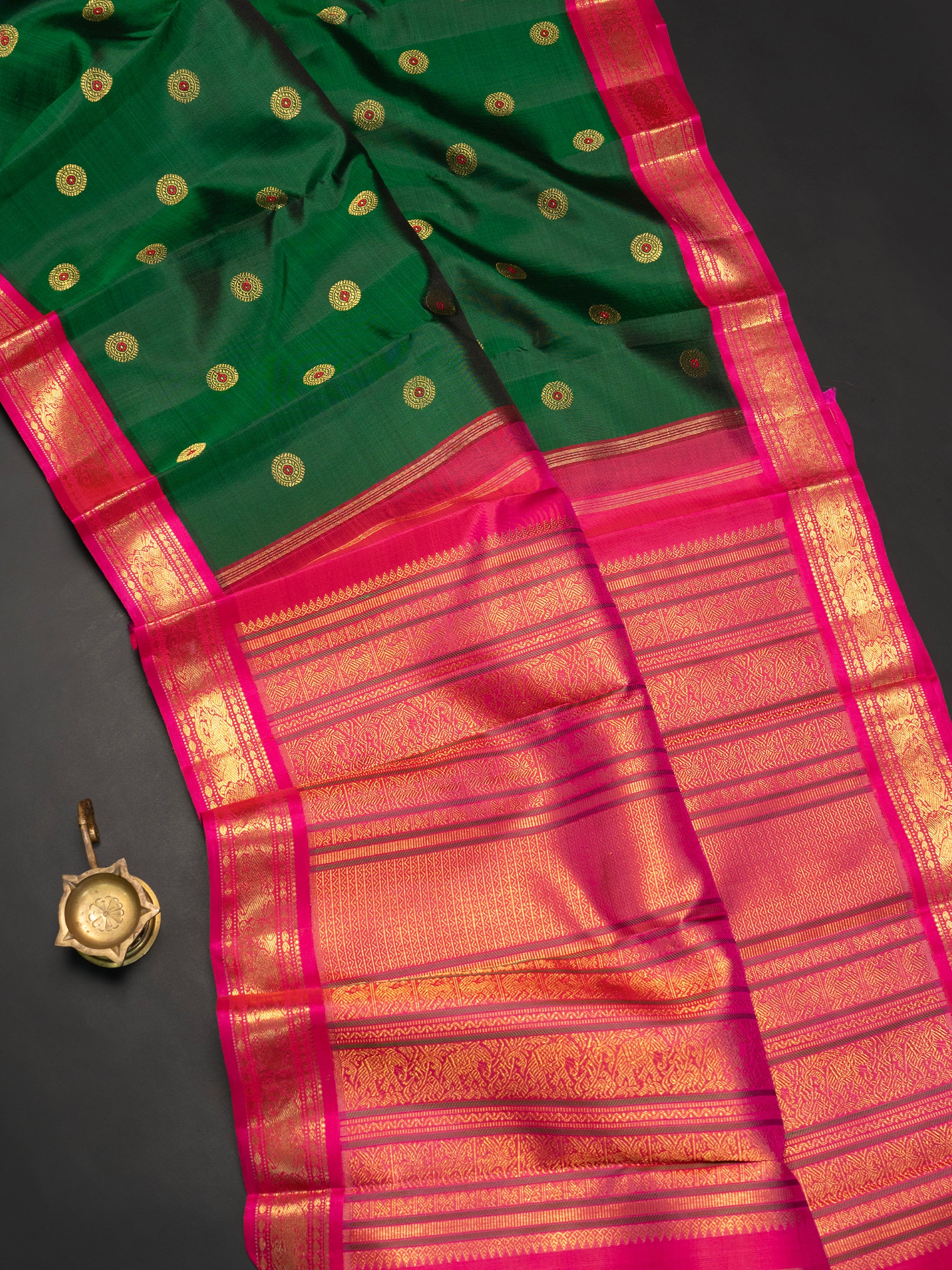 Double tone meenakari Korvai / pure Kanjipuram Saree CLSA9476