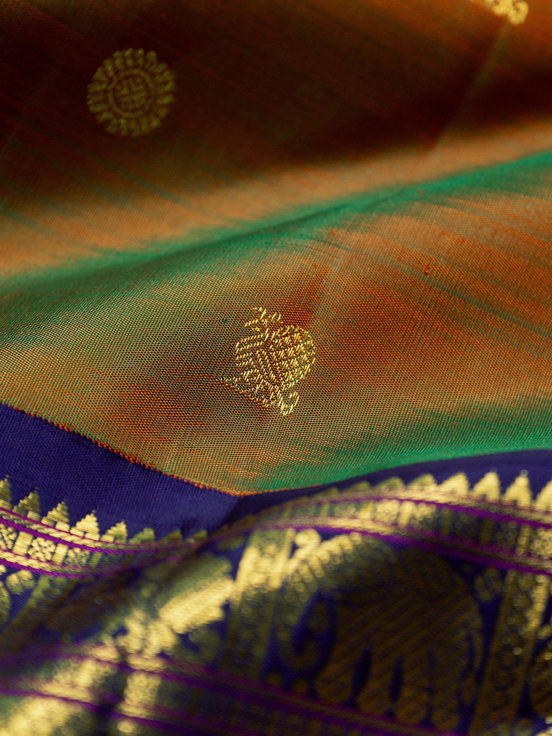 Unusual maanthulir Korvai / Kanjipuram Saree CLSA9489