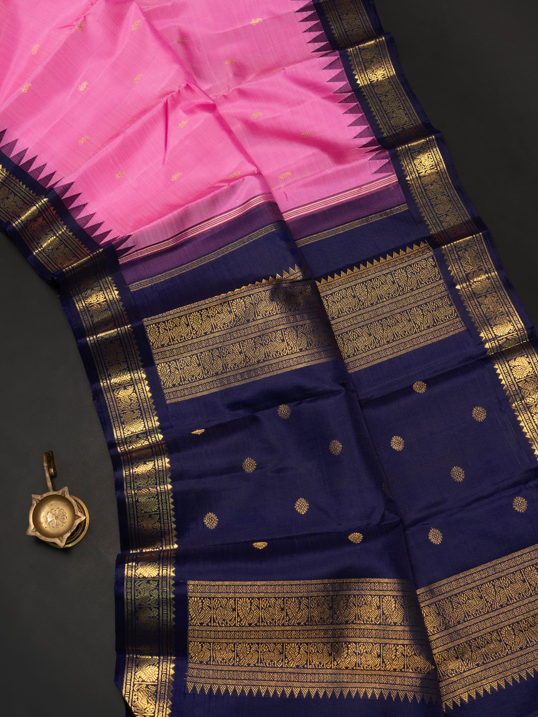 Rose milk pink Kai korvai / pure Kanjipuram Saree CLSA9648