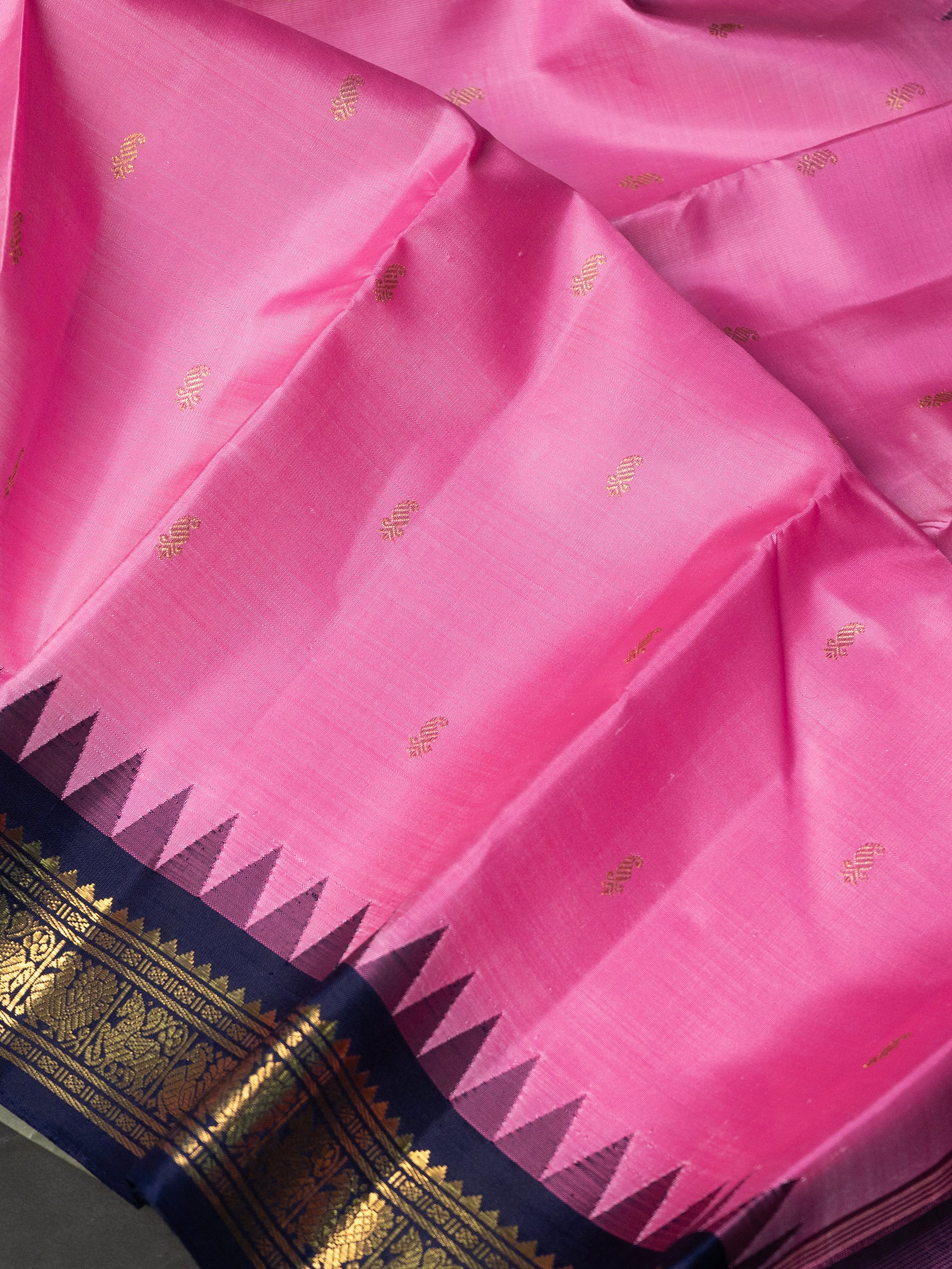 Rose milk pink Kai korvai / pure Kanjipuram Saree CLSA9648