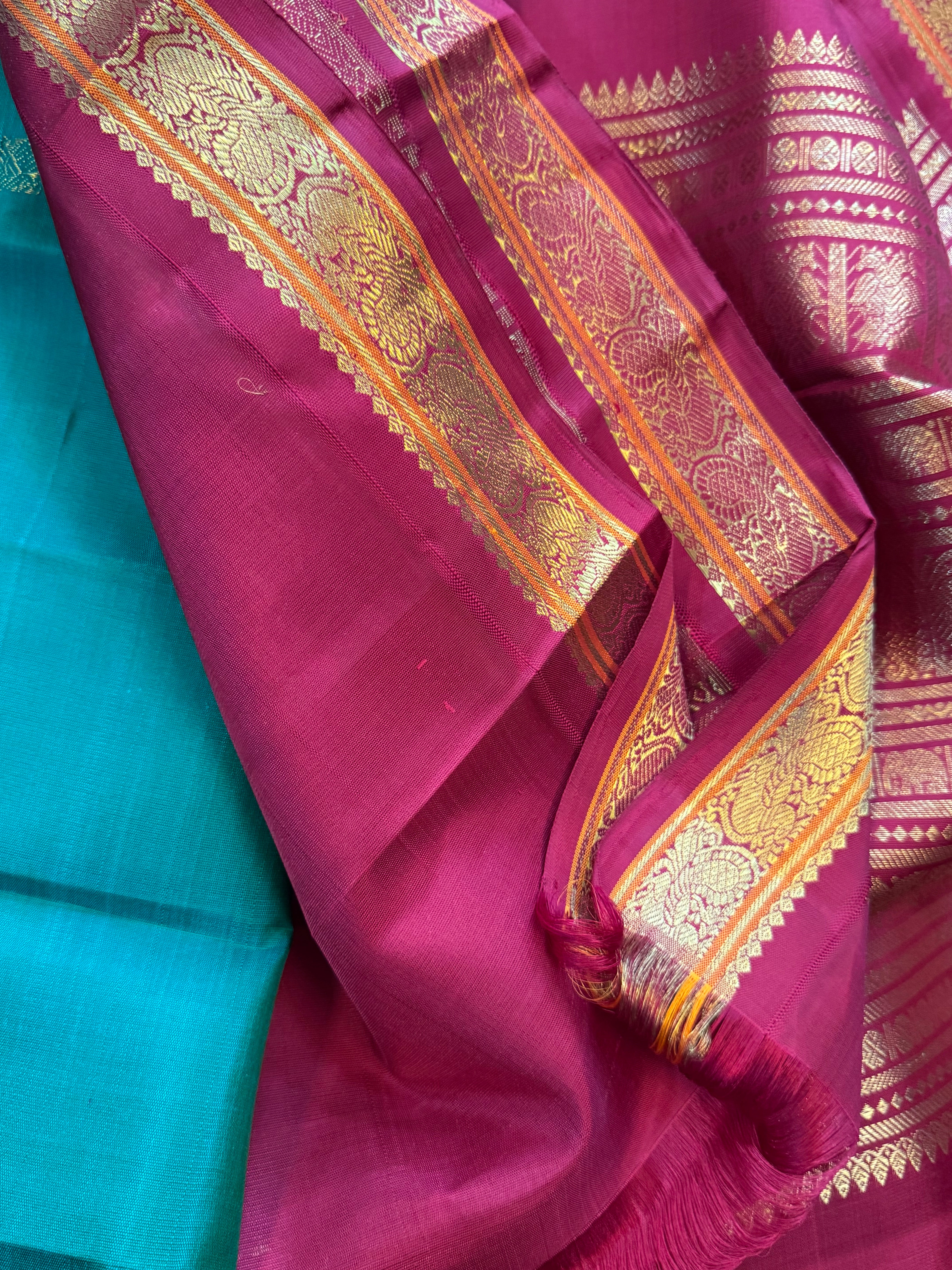Jade green korvai  : Kanjipuram silk