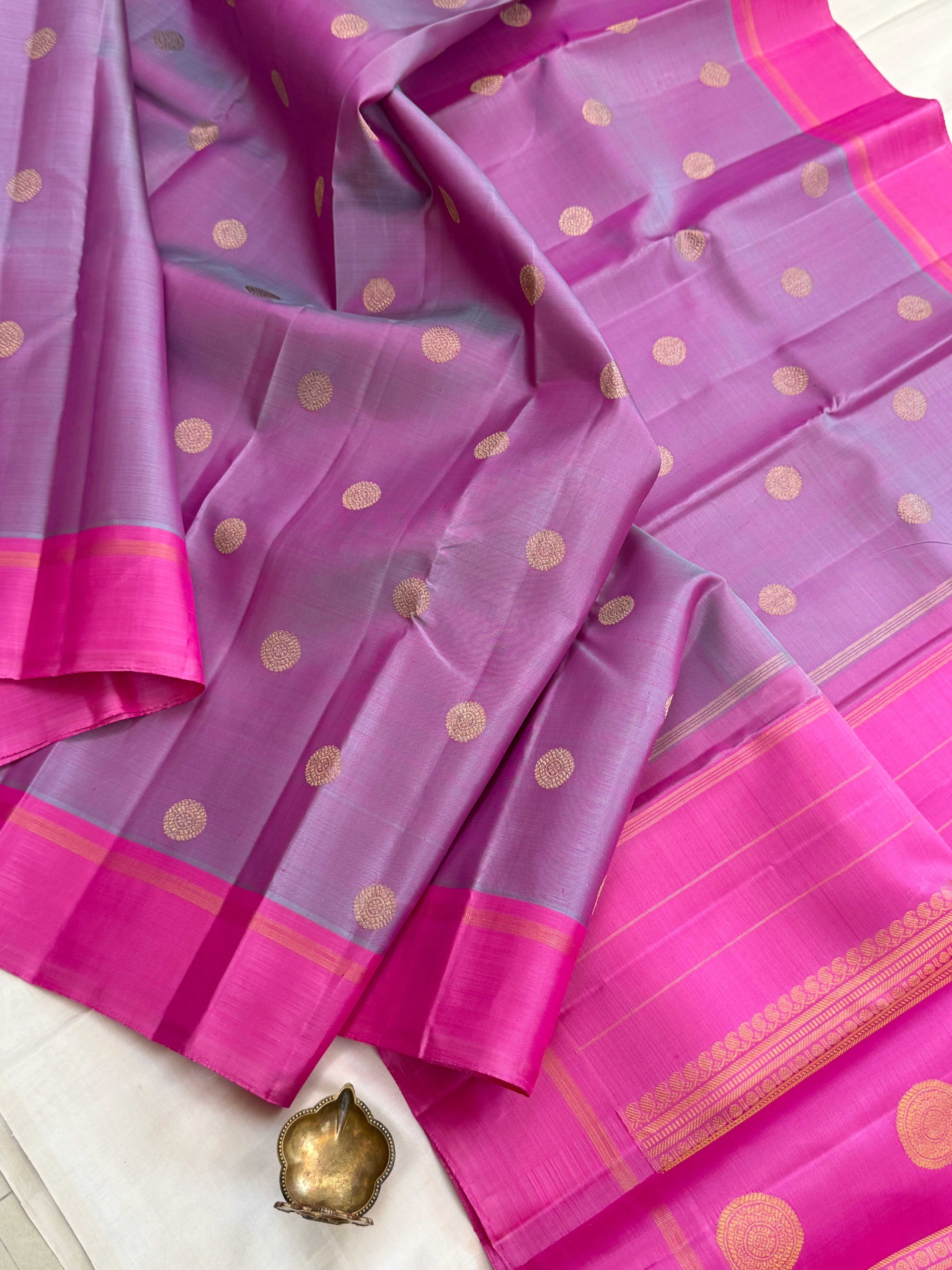 Lavender shot pink body , pink contrast border CLSA11217
