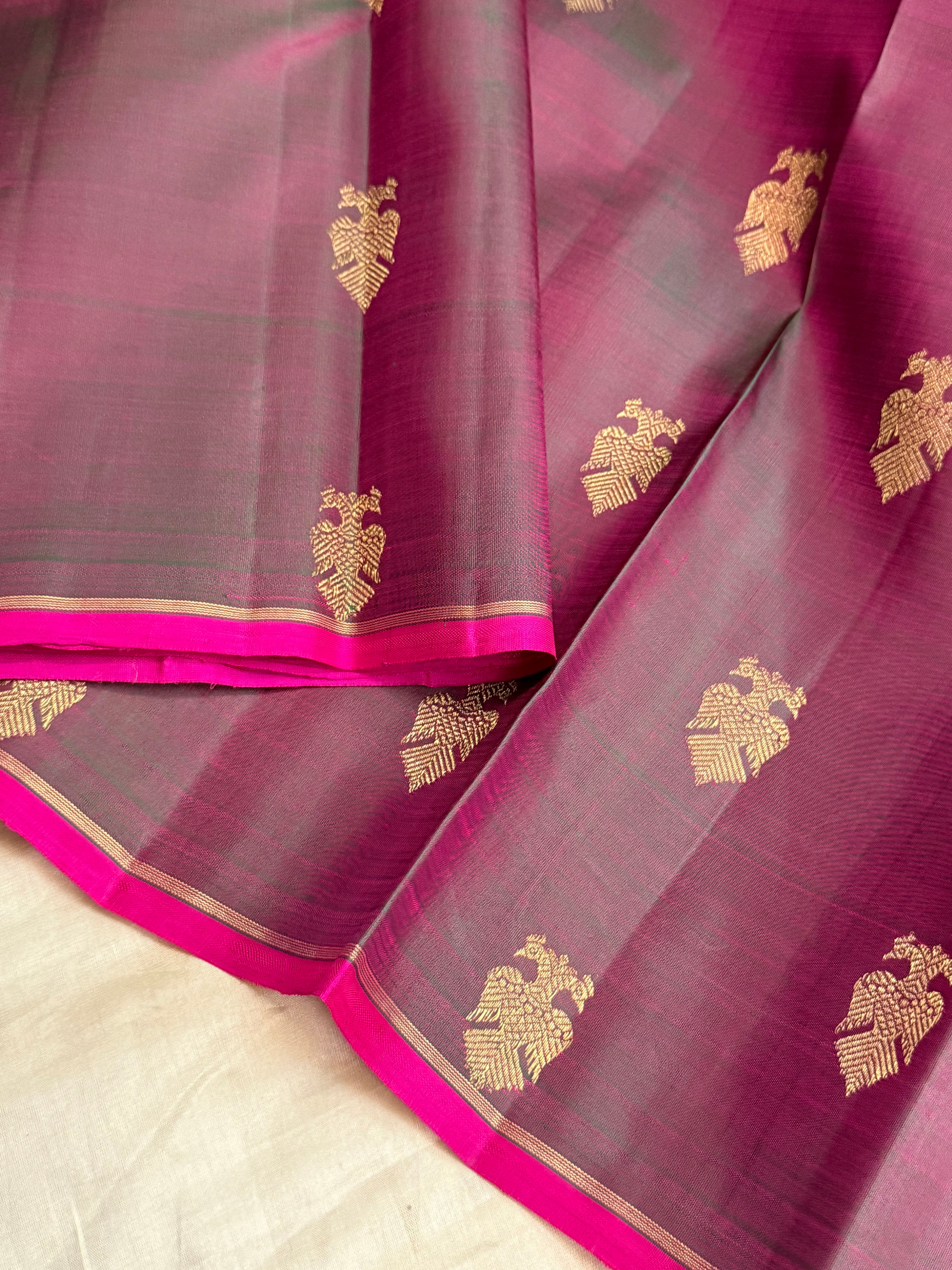 Brown shot purple Iruthalaipakshi/ Kanjipuram silk