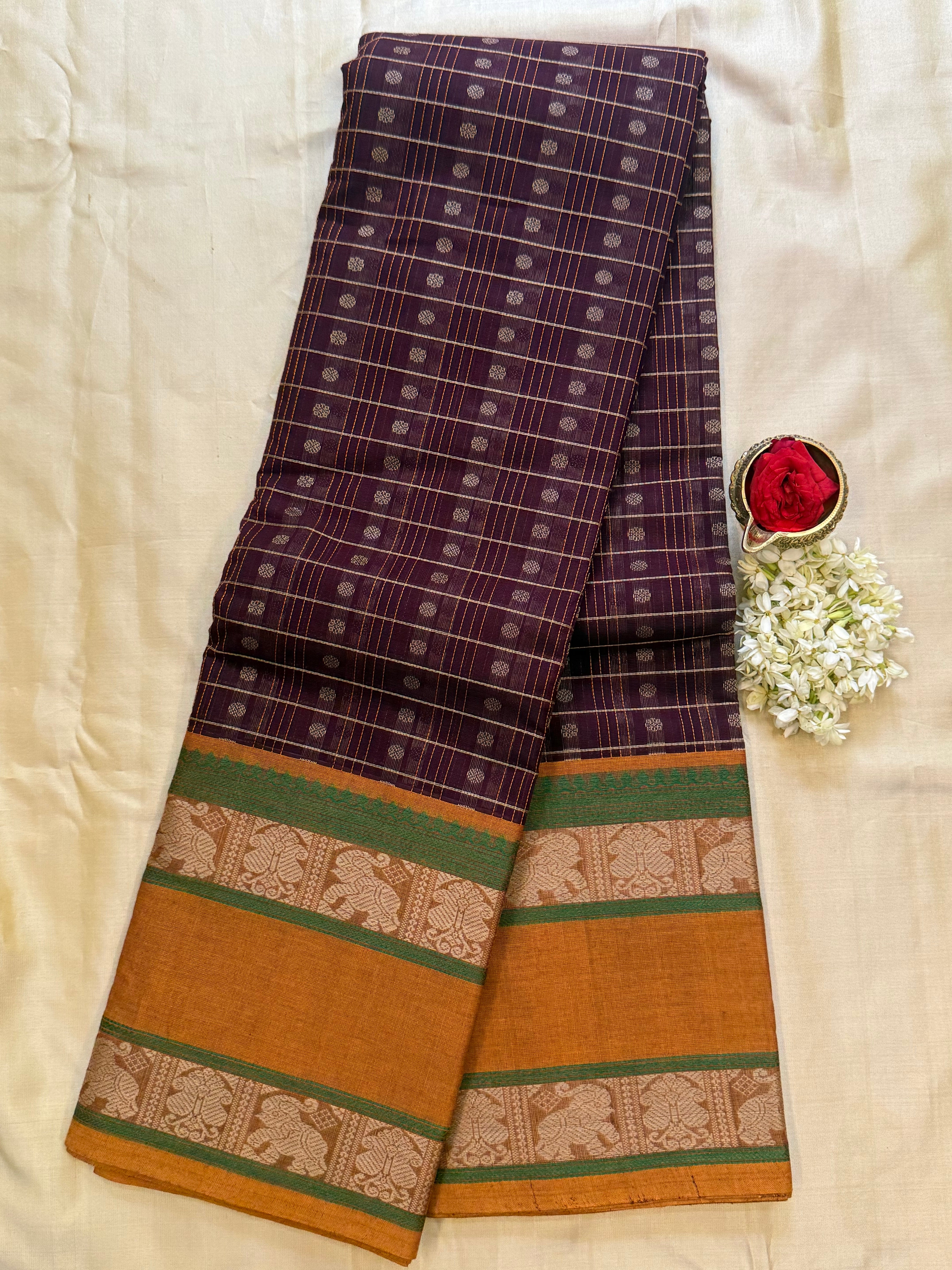 Dark purple lakshambutta/ Kanchi Cotton