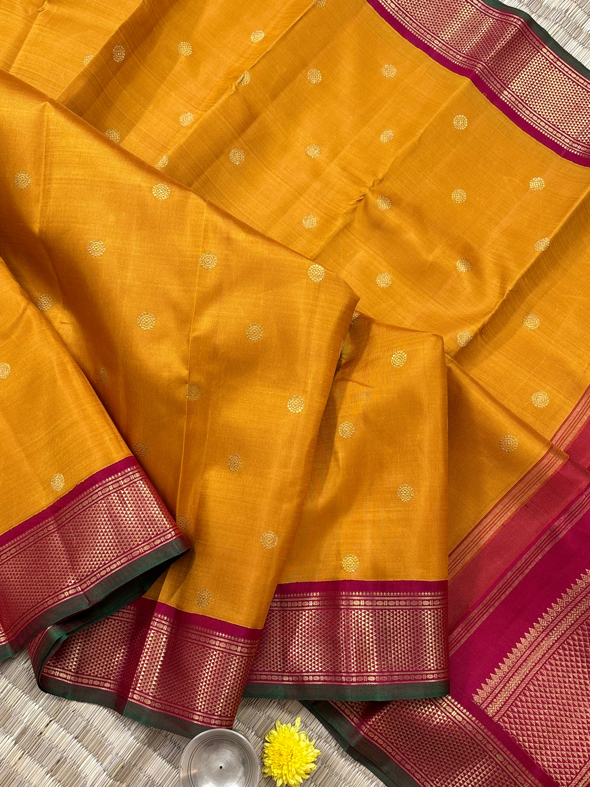 Mustard yellow body pure zari butta Korvai kanjipuram/silk saree clsa 8186