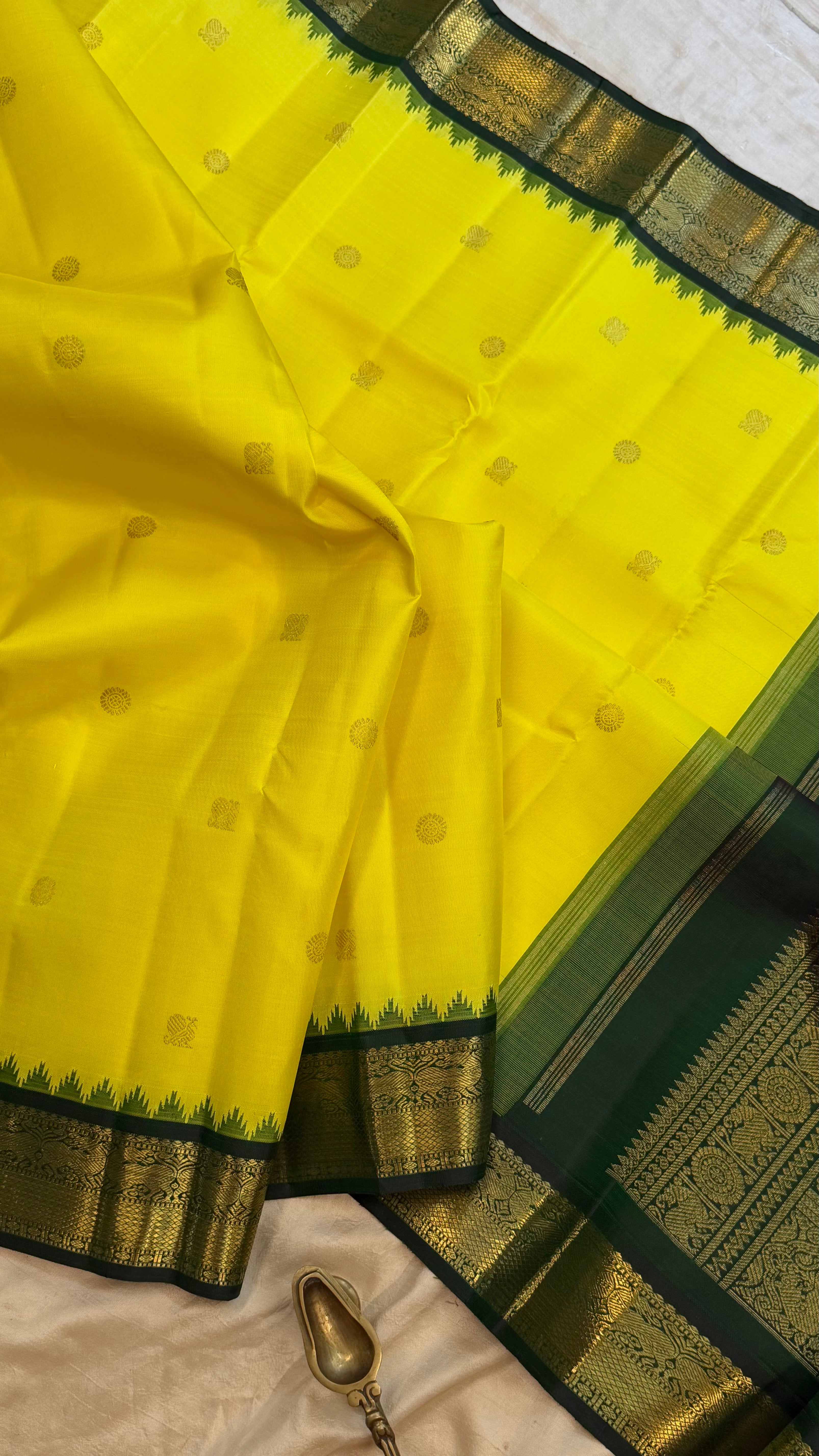Lemon yellow   Korvai Kanjipuram silk