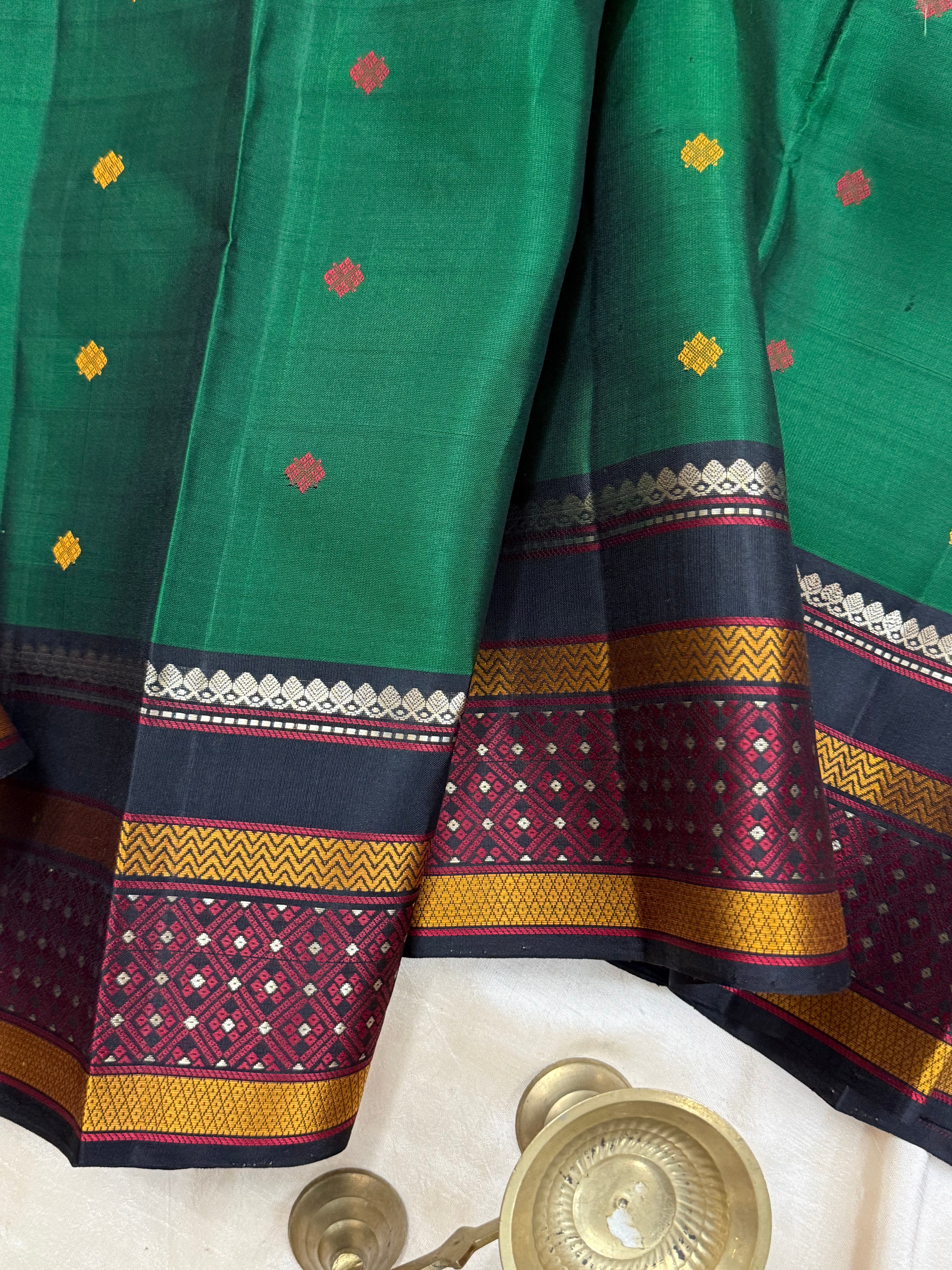 Dark green and black / Varnangal Soft Silk