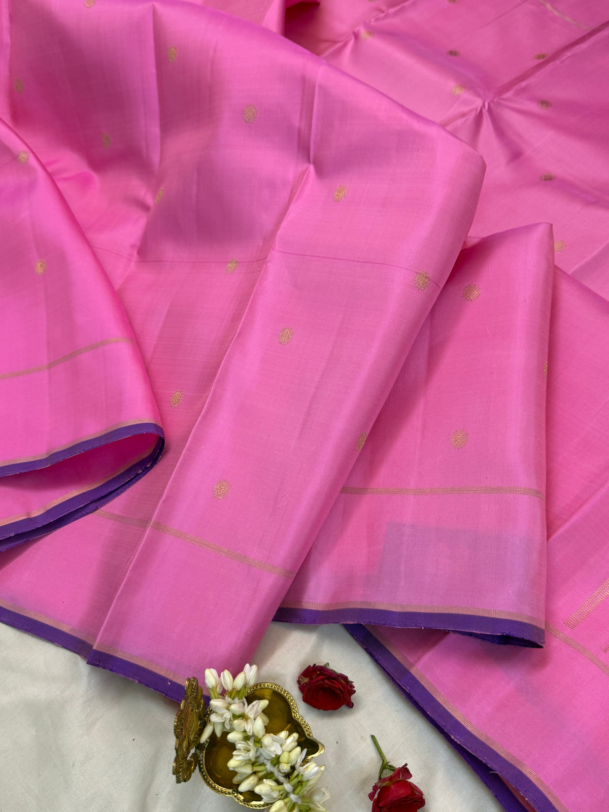 Baby pink body with retta pet border CLSA12694
