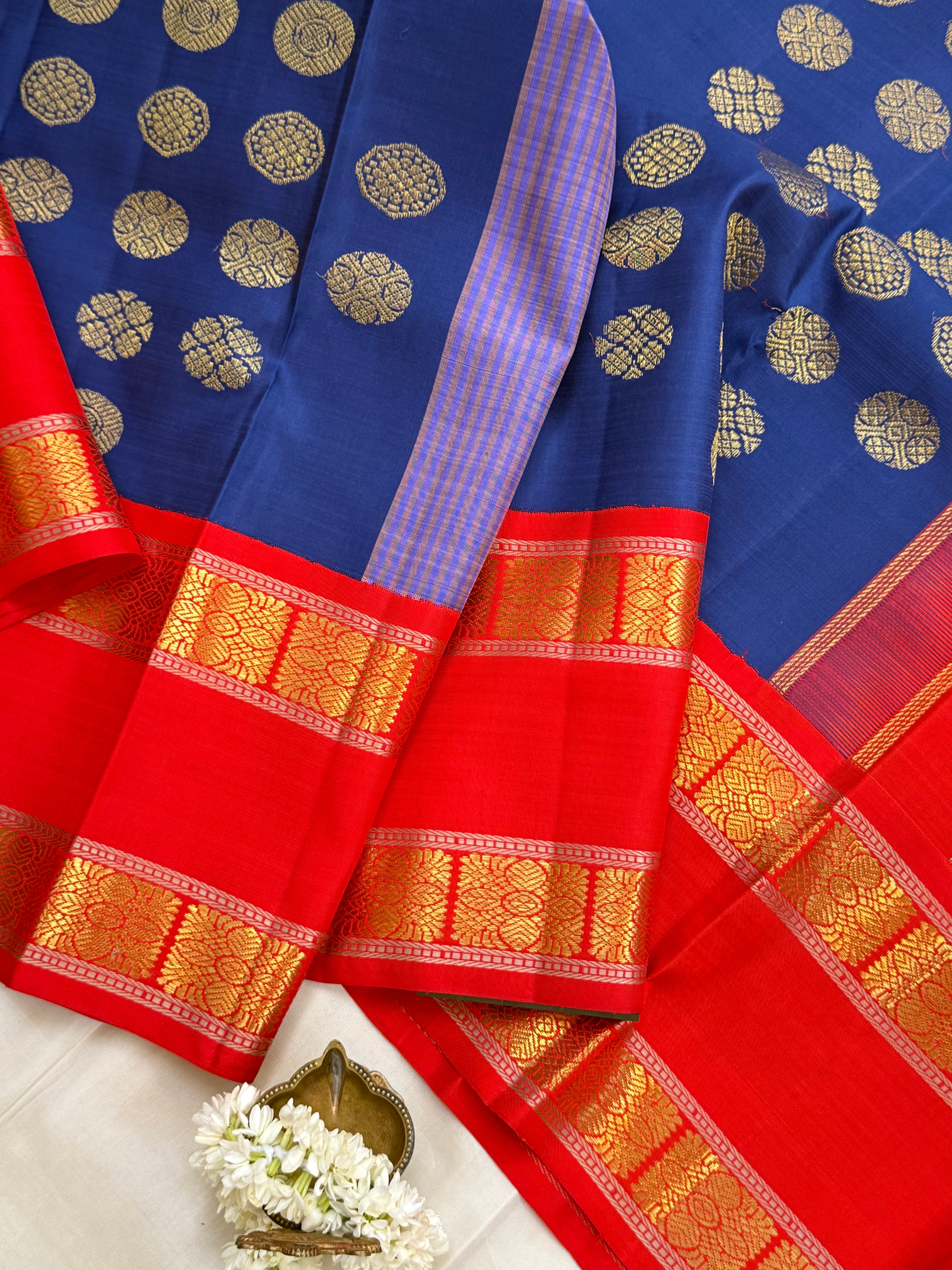 Master weaver Kattam Butta Kanjipuram silk CLSA10771