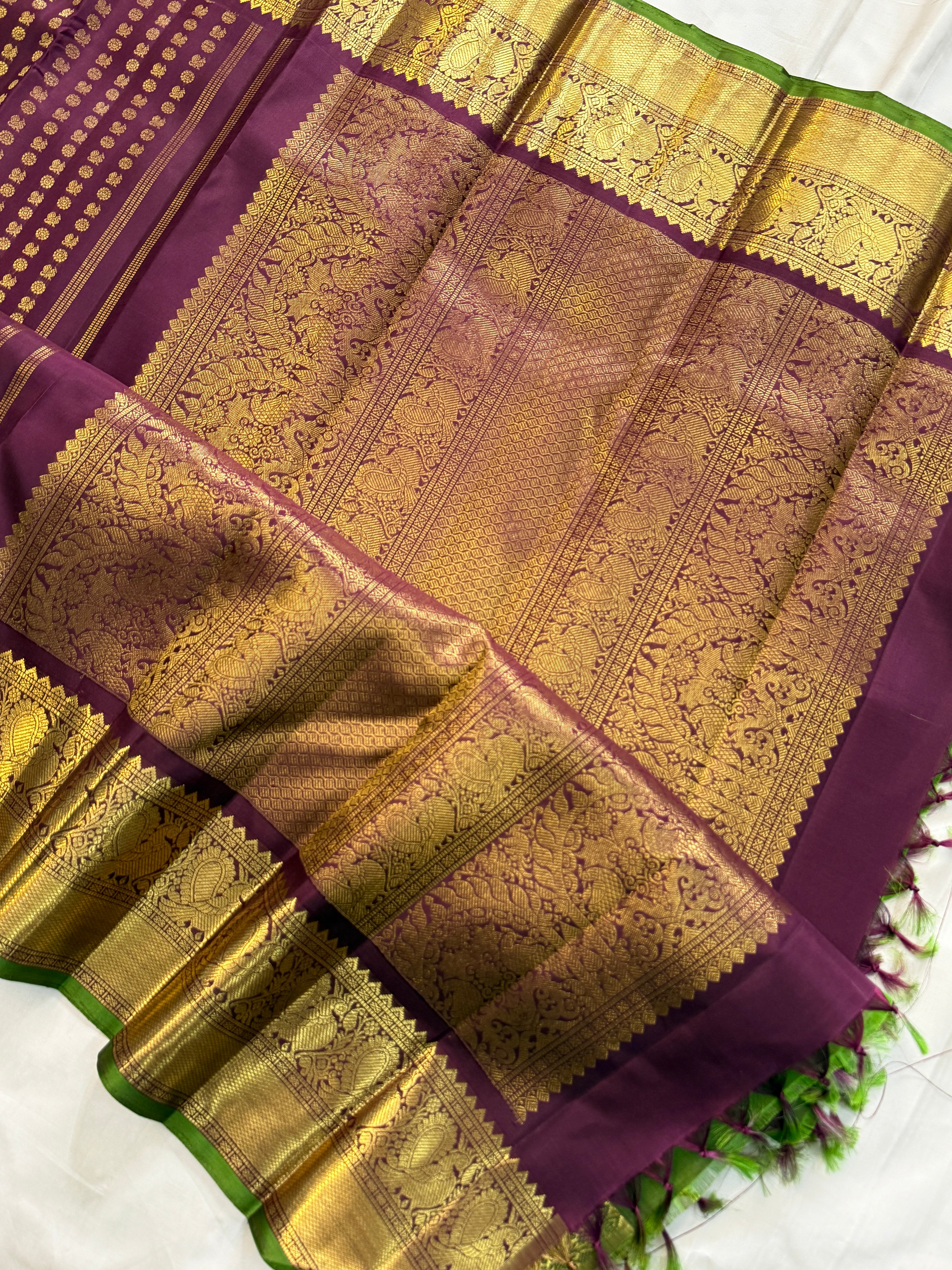 Pakku Annam chakkaram  Zari butta body with getti border/CLSA11680