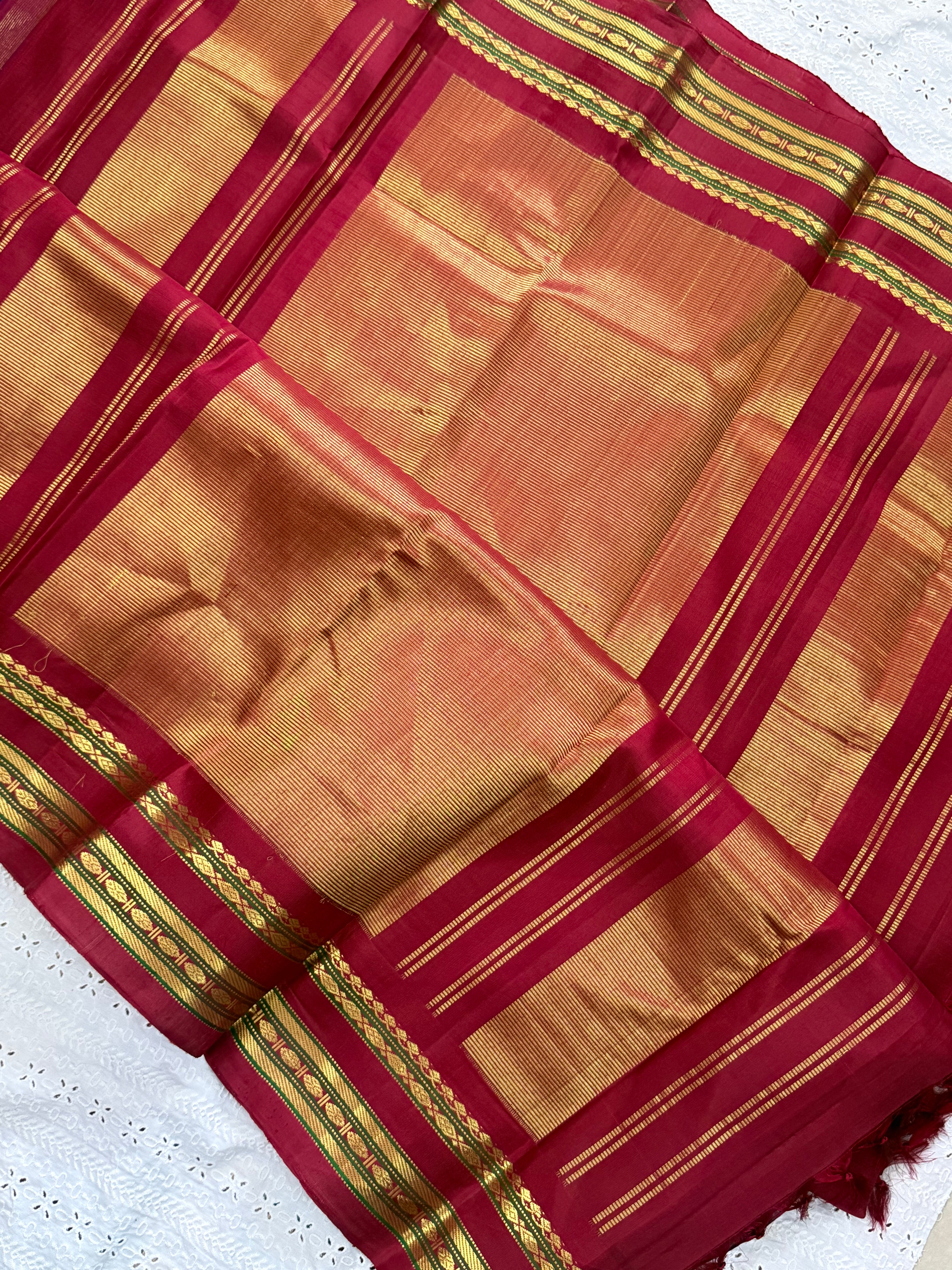 Deep purple kattam and Araku / Gadwal silk CL9289